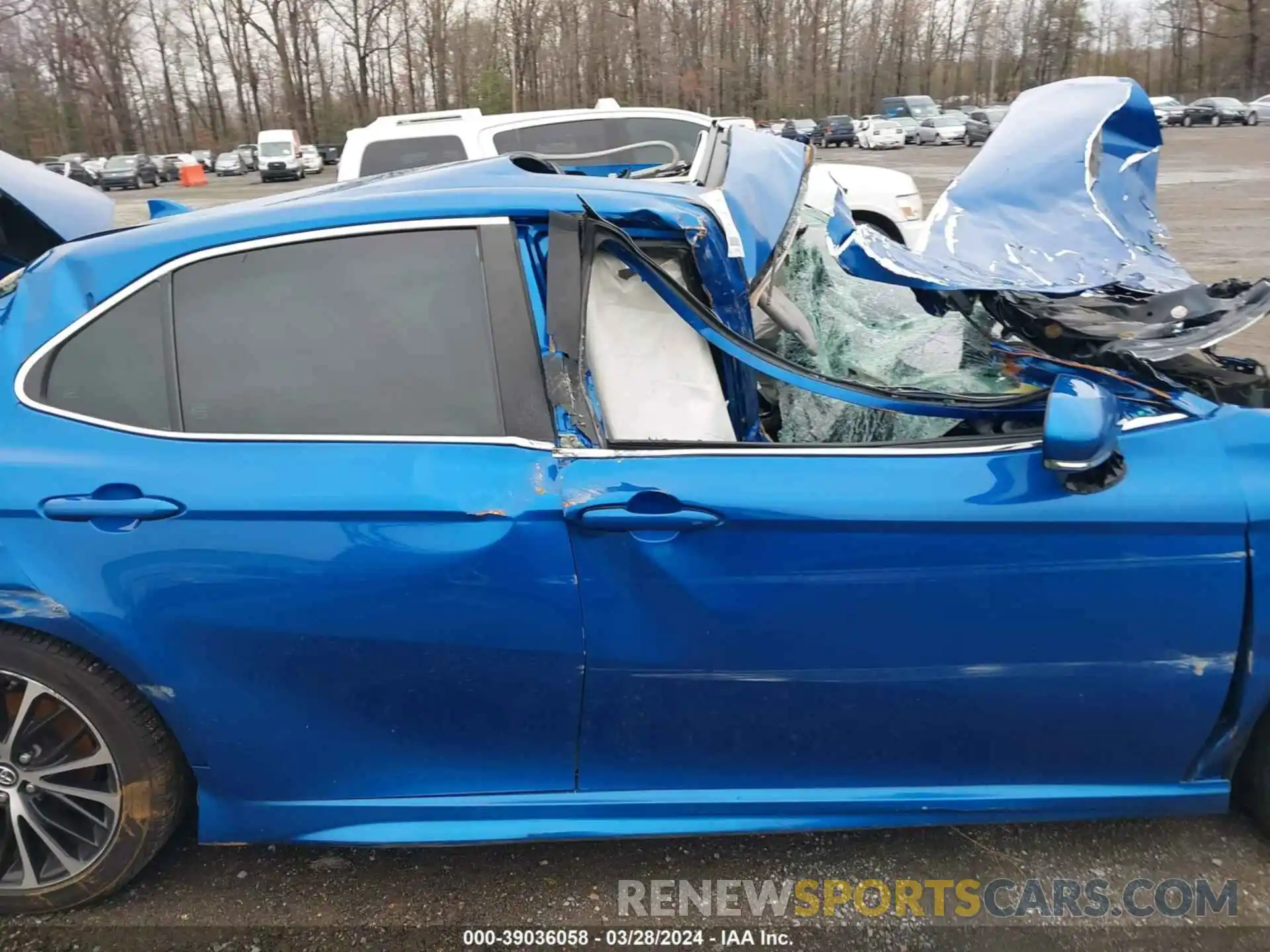 12 Photograph of a damaged car 4T1B11HK8KU213562 TOYOTA CAMRY 2019