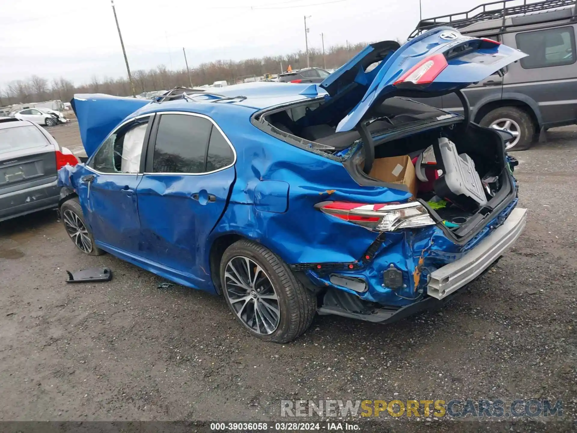 3 Photograph of a damaged car 4T1B11HK8KU213562 TOYOTA CAMRY 2019