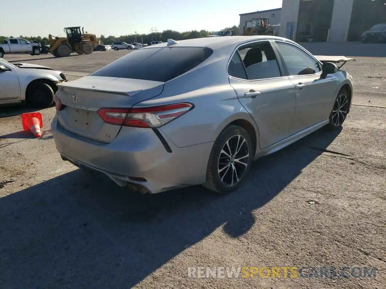 4 Photograph of a damaged car 4T1B11HK8KU213948 TOYOTA CAMRY 2019