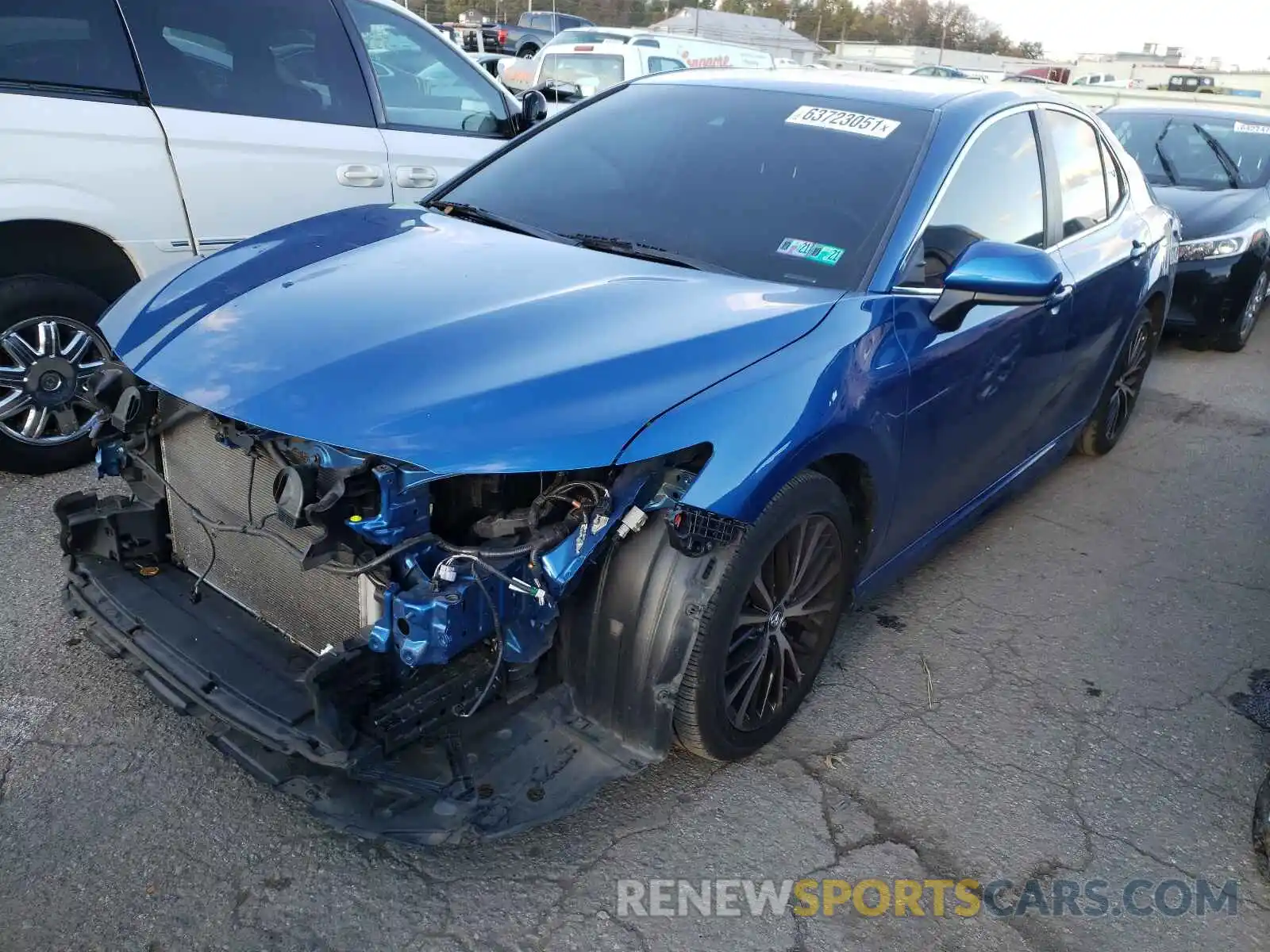 2 Photograph of a damaged car 4T1B11HK8KU214145 TOYOTA CAMRY 2019