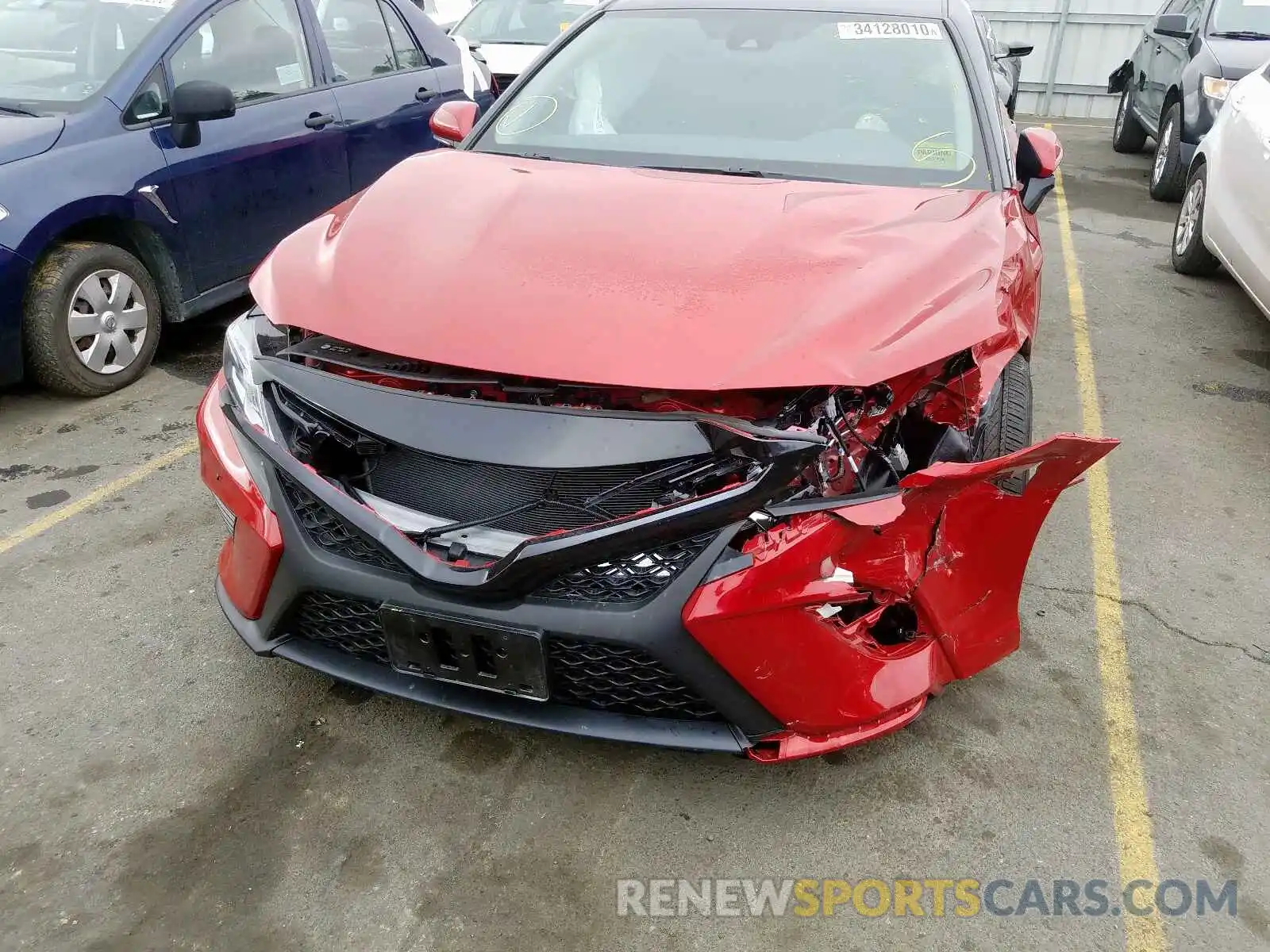 9 Photograph of a damaged car 4T1B11HK8KU214968 TOYOTA CAMRY 2019