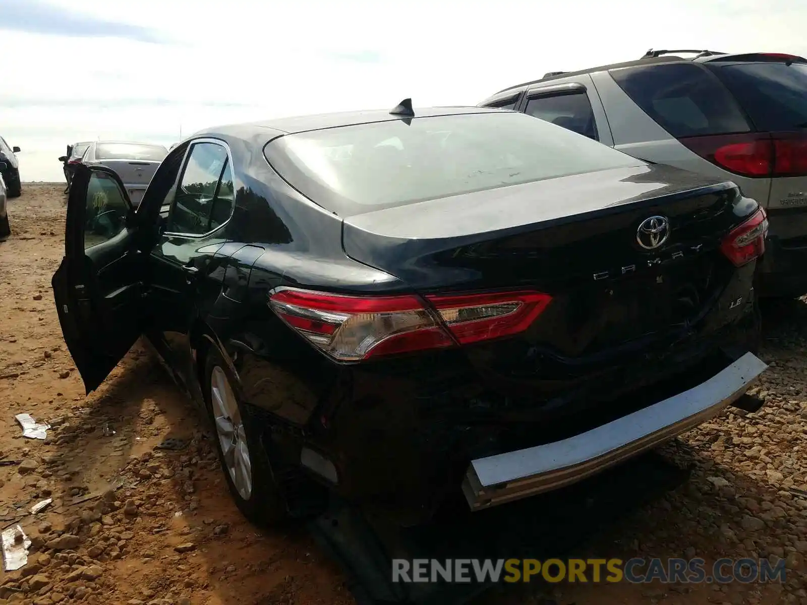 3 Photograph of a damaged car 4T1B11HK8KU215702 TOYOTA CAMRY 2019