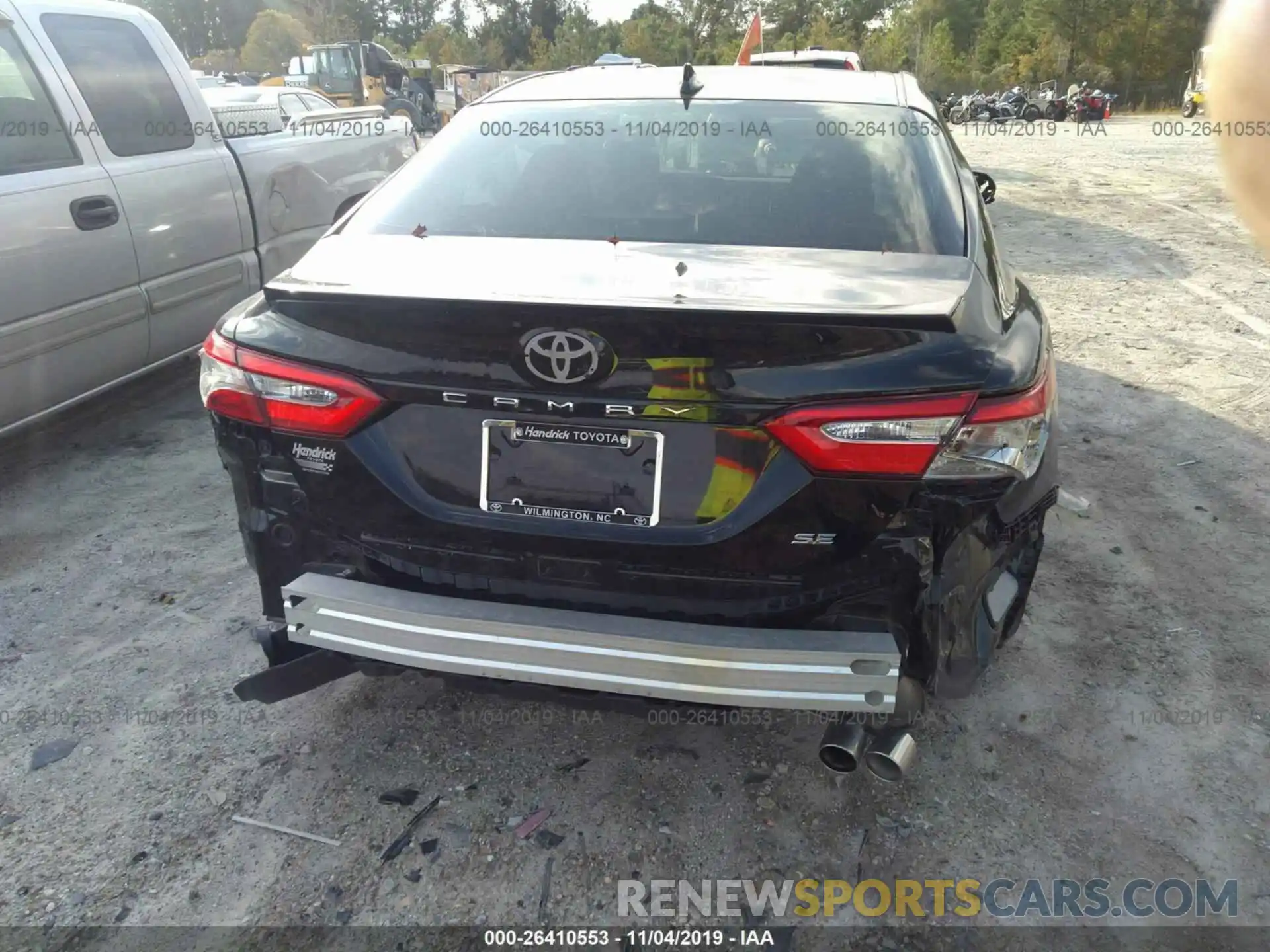 6 Photograph of a damaged car 4T1B11HK8KU217062 TOYOTA CAMRY 2019