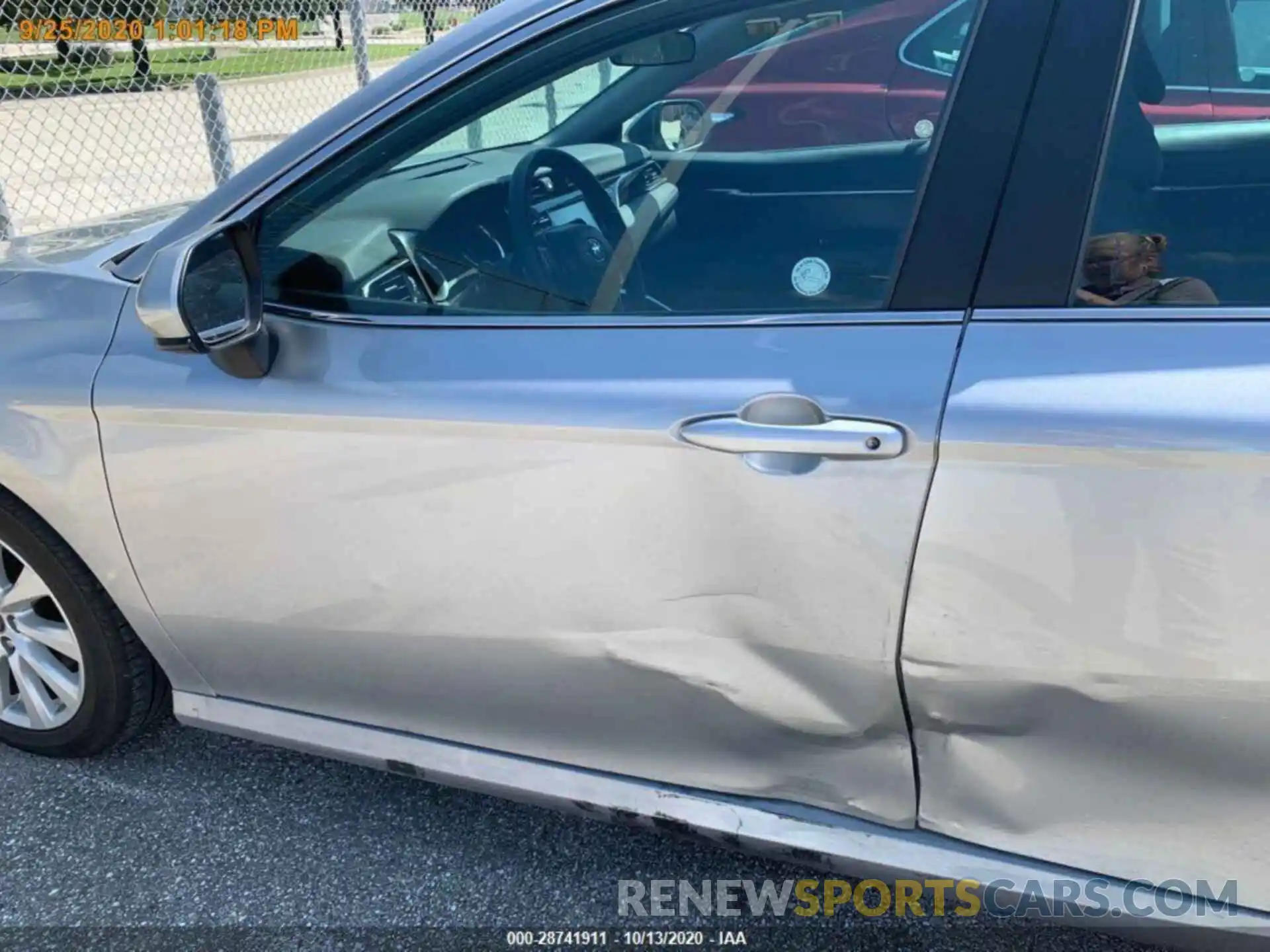 14 Photograph of a damaged car 4T1B11HK8KU219264 TOYOTA CAMRY 2019