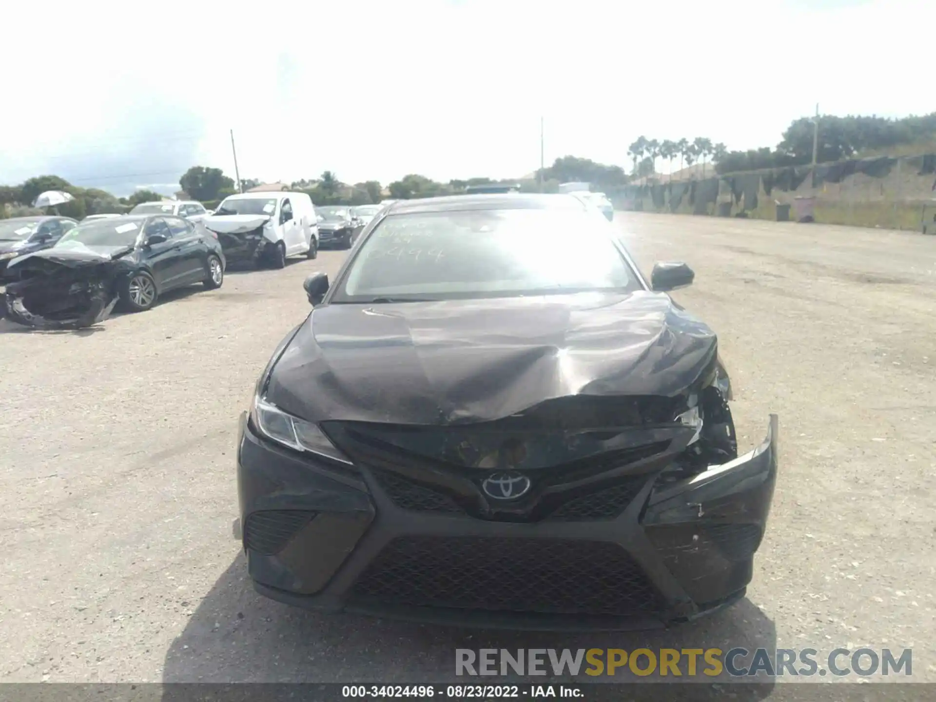 6 Photograph of a damaged car 4T1B11HK8KU220494 TOYOTA CAMRY 2019