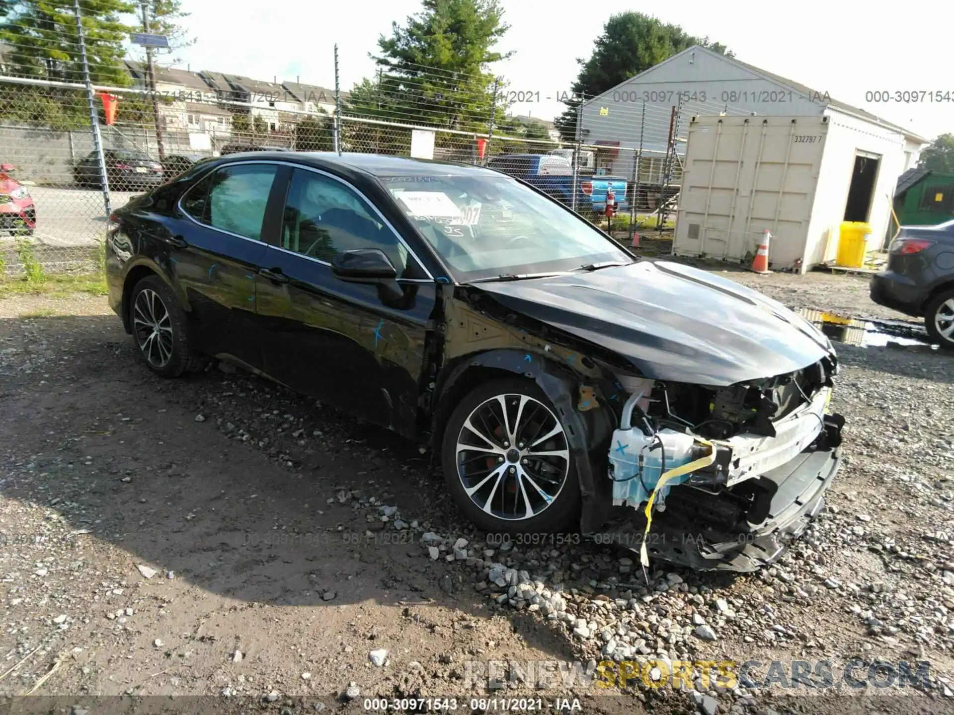 1 Photograph of a damaged car 4T1B11HK8KU222357 TOYOTA CAMRY 2019