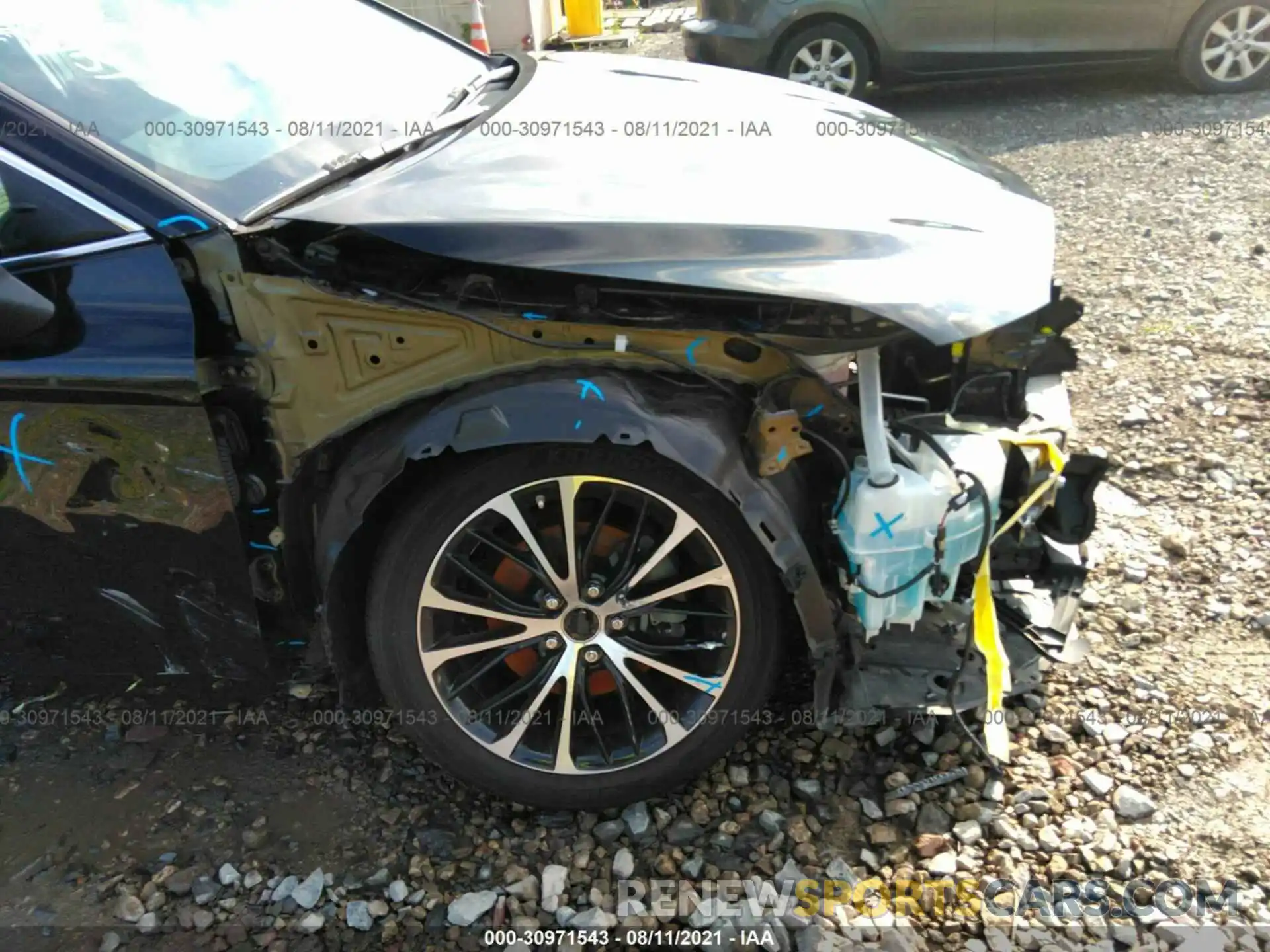 6 Photograph of a damaged car 4T1B11HK8KU222357 TOYOTA CAMRY 2019