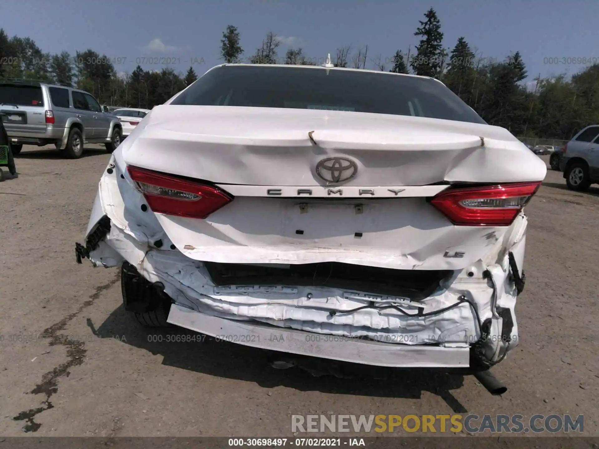 6 Photograph of a damaged car 4T1B11HK8KU222374 TOYOTA CAMRY 2019