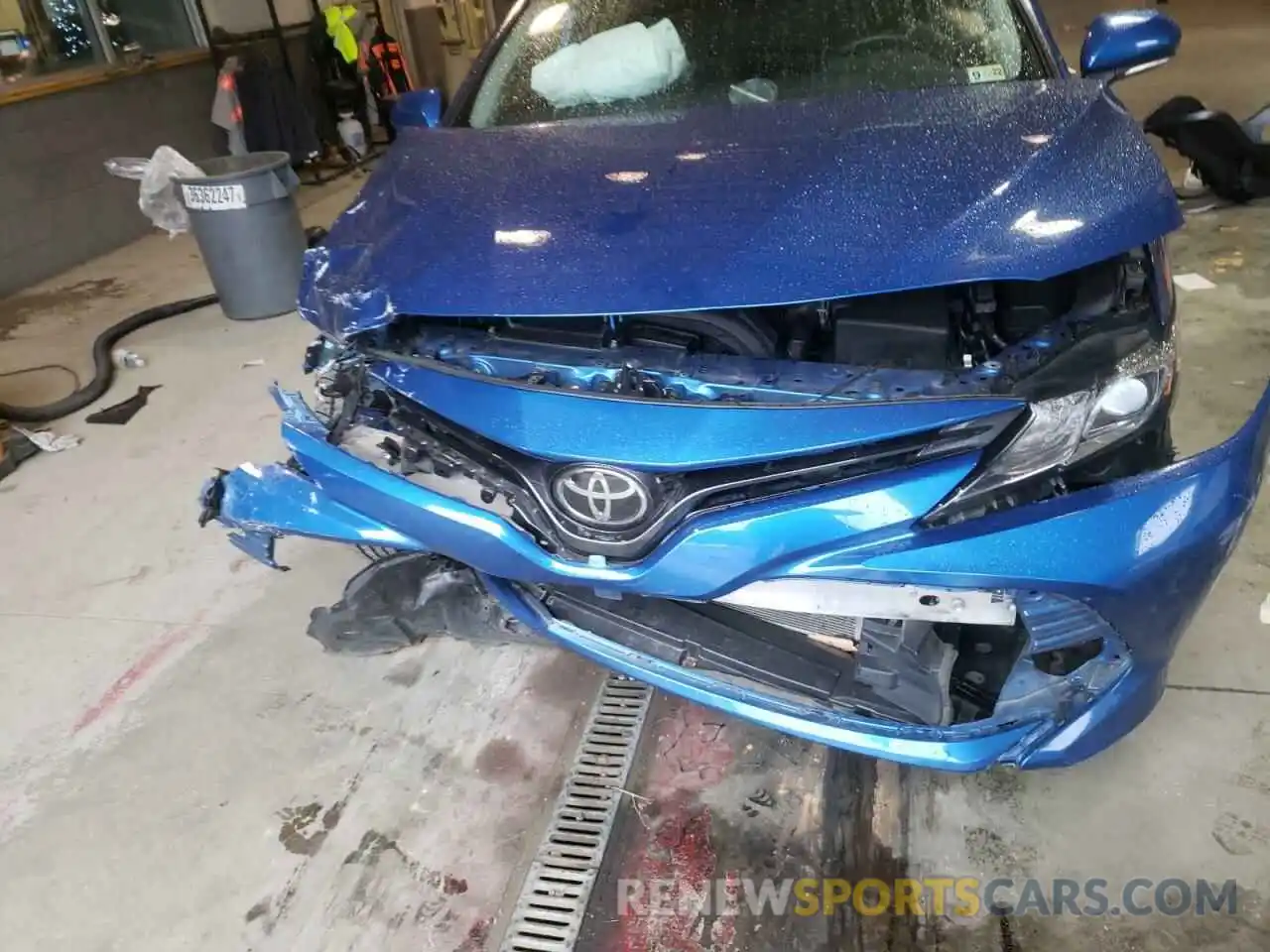 9 Photograph of a damaged car 4T1B11HK8KU222701 TOYOTA CAMRY 2019