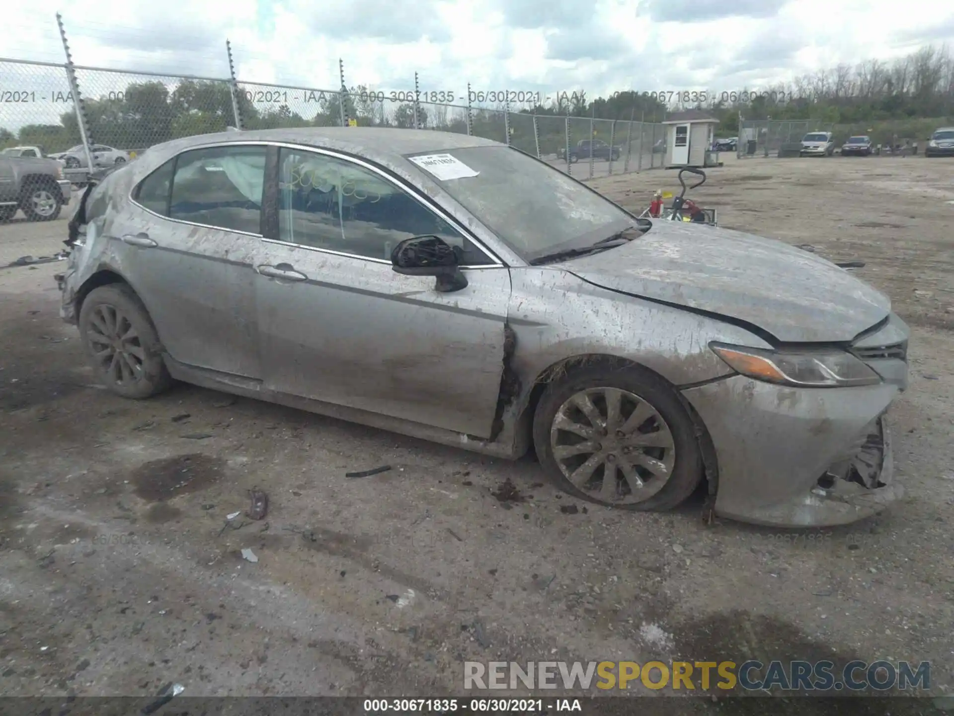 1 Photograph of a damaged car 4T1B11HK8KU223217 TOYOTA CAMRY 2019