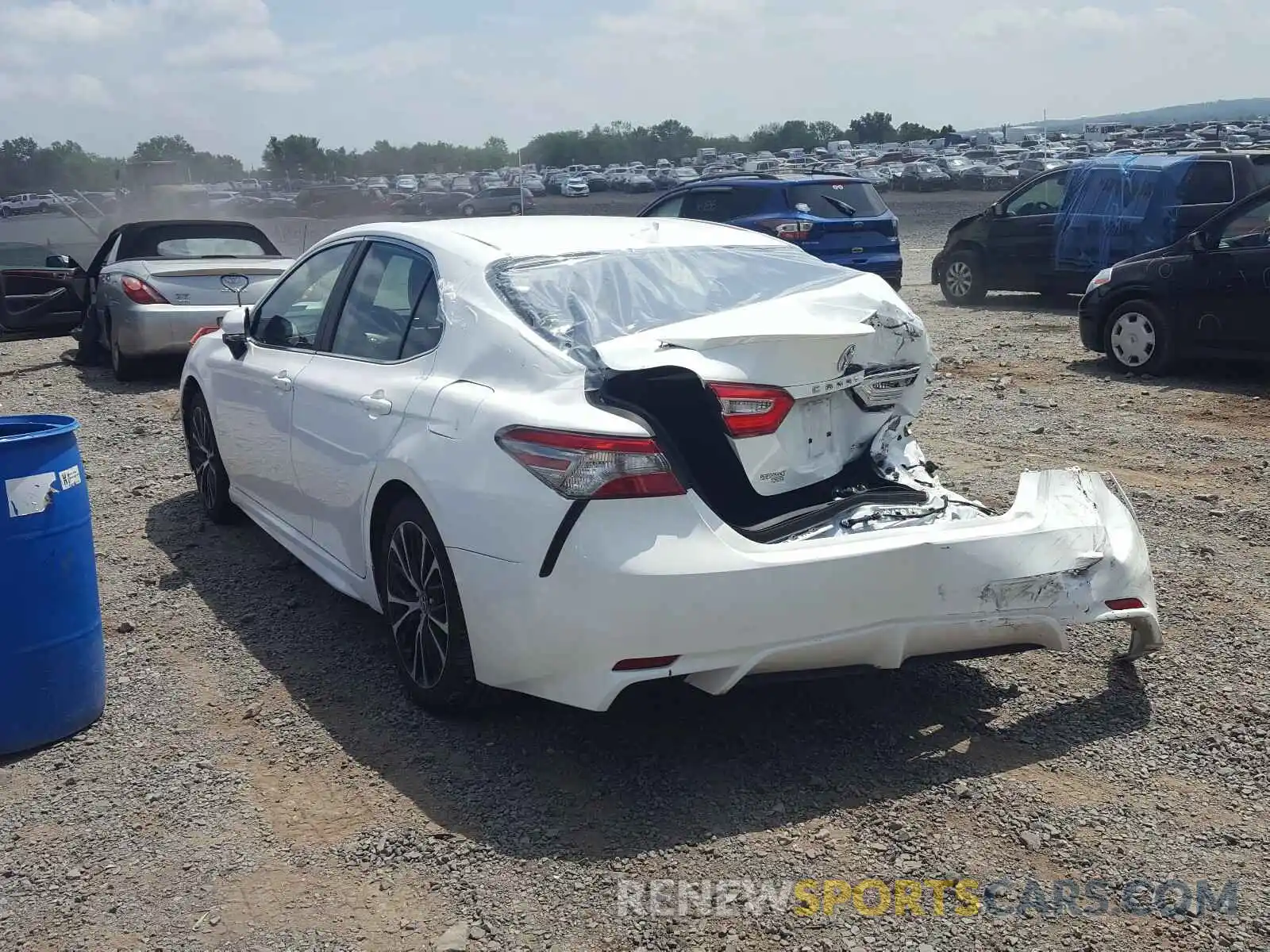 3 Photograph of a damaged car 4T1B11HK8KU224304 TOYOTA CAMRY 2019