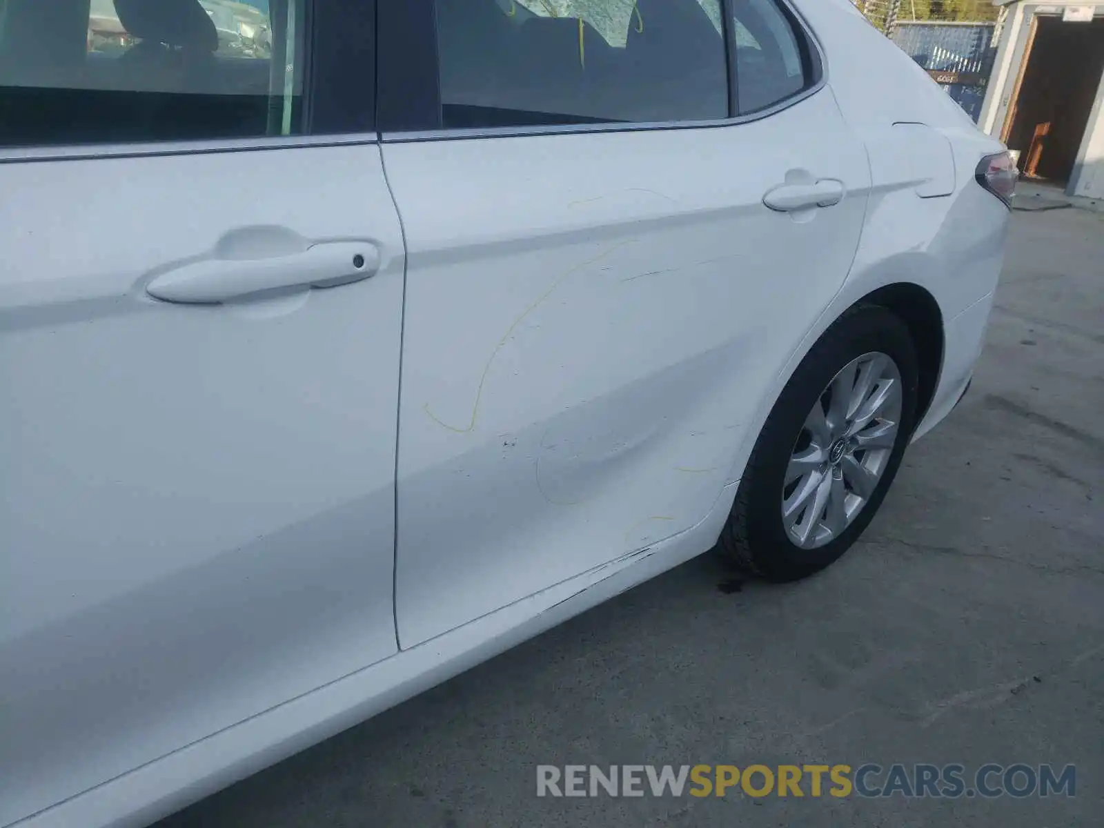 9 Photograph of a damaged car 4T1B11HK8KU226988 TOYOTA CAMRY 2019