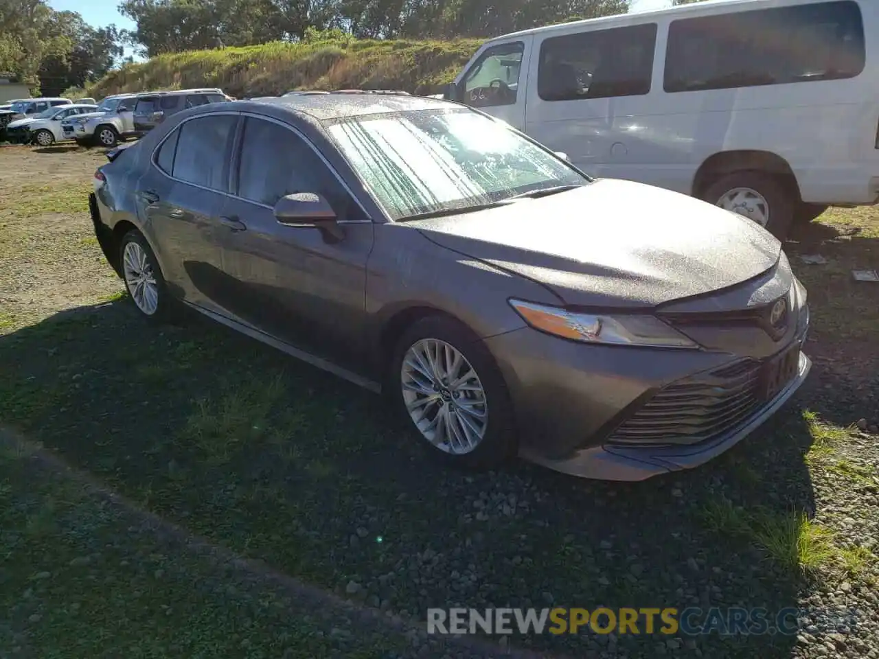 1 Photograph of a damaged car 4T1B11HK8KU227431 TOYOTA CAMRY 2019