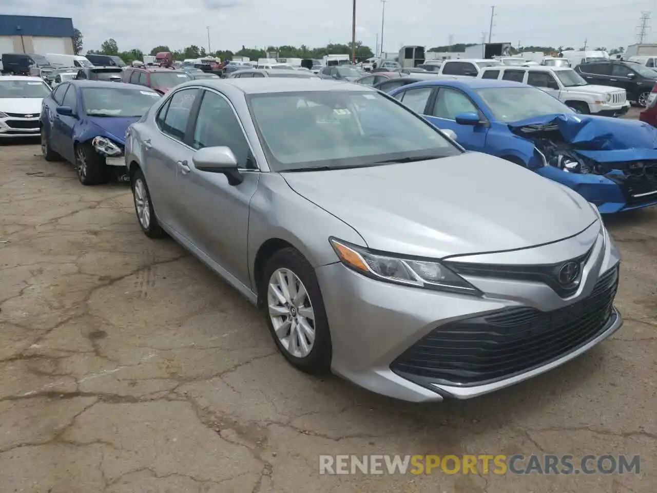 1 Photograph of a damaged car 4T1B11HK8KU229793 TOYOTA CAMRY 2019