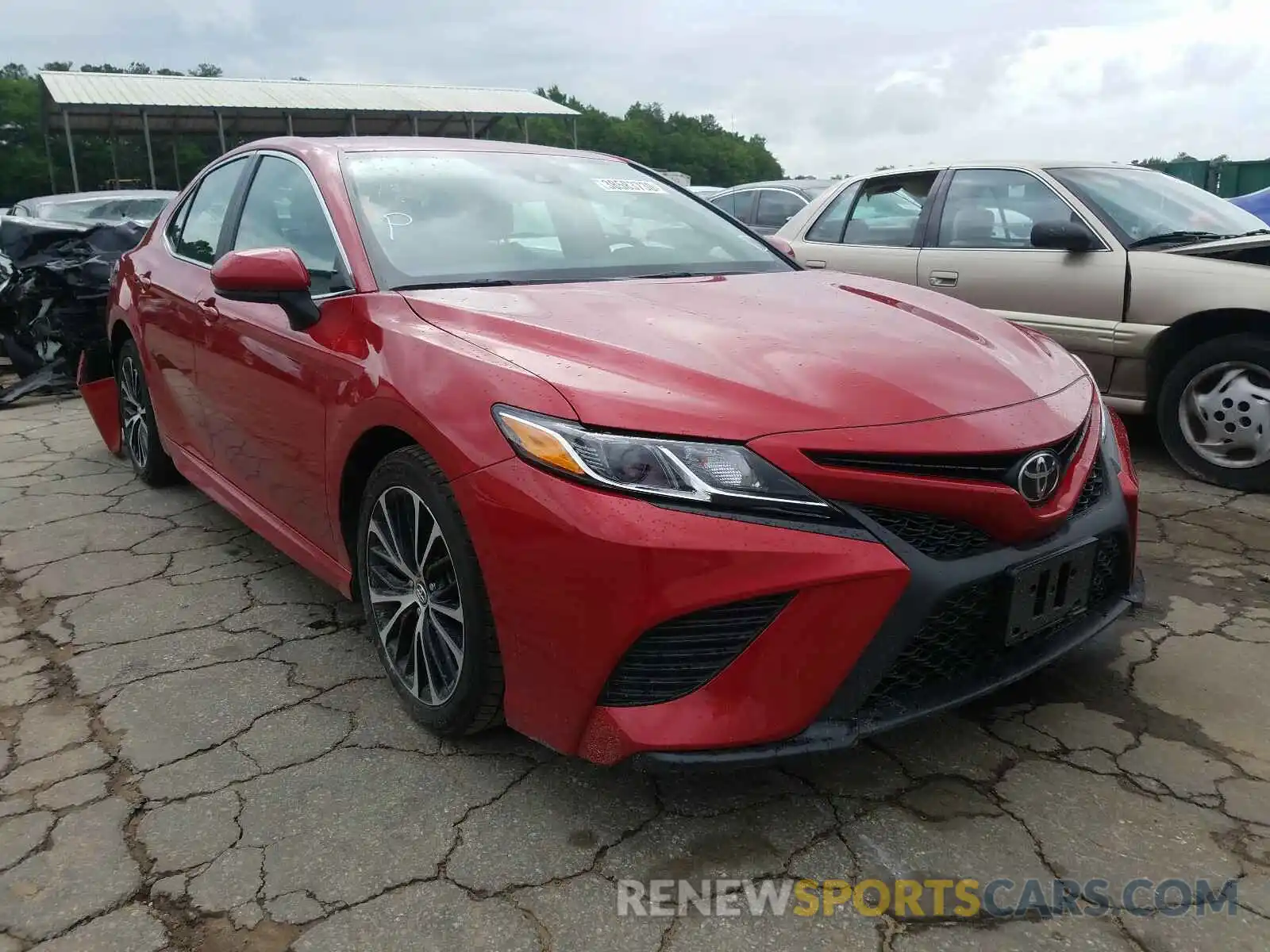 1 Photograph of a damaged car 4T1B11HK8KU230782 TOYOTA CAMRY 2019