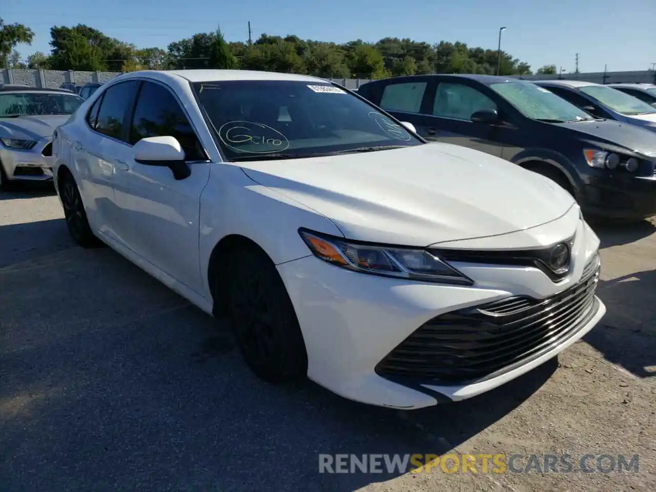 1 Photograph of a damaged car 4T1B11HK8KU231219 TOYOTA CAMRY 2019