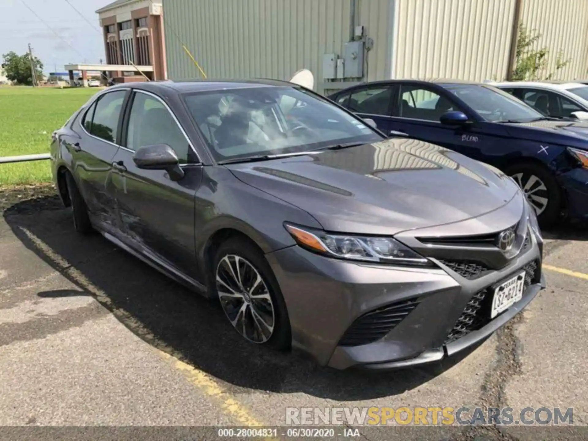 2 Photograph of a damaged car 4T1B11HK8KU231592 TOYOTA CAMRY 2019