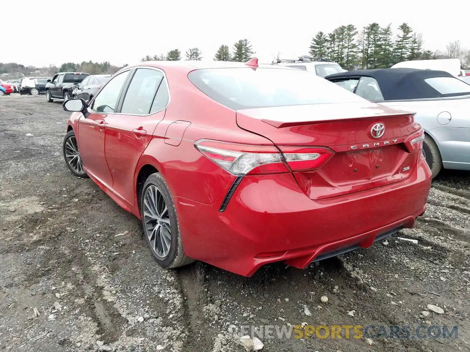 3 Photograph of a damaged car 4T1B11HK8KU236808 TOYOTA CAMRY 2019