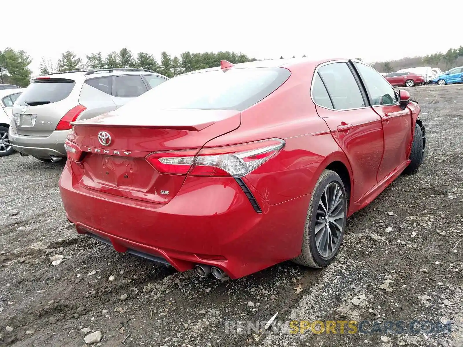 4 Photograph of a damaged car 4T1B11HK8KU236808 TOYOTA CAMRY 2019