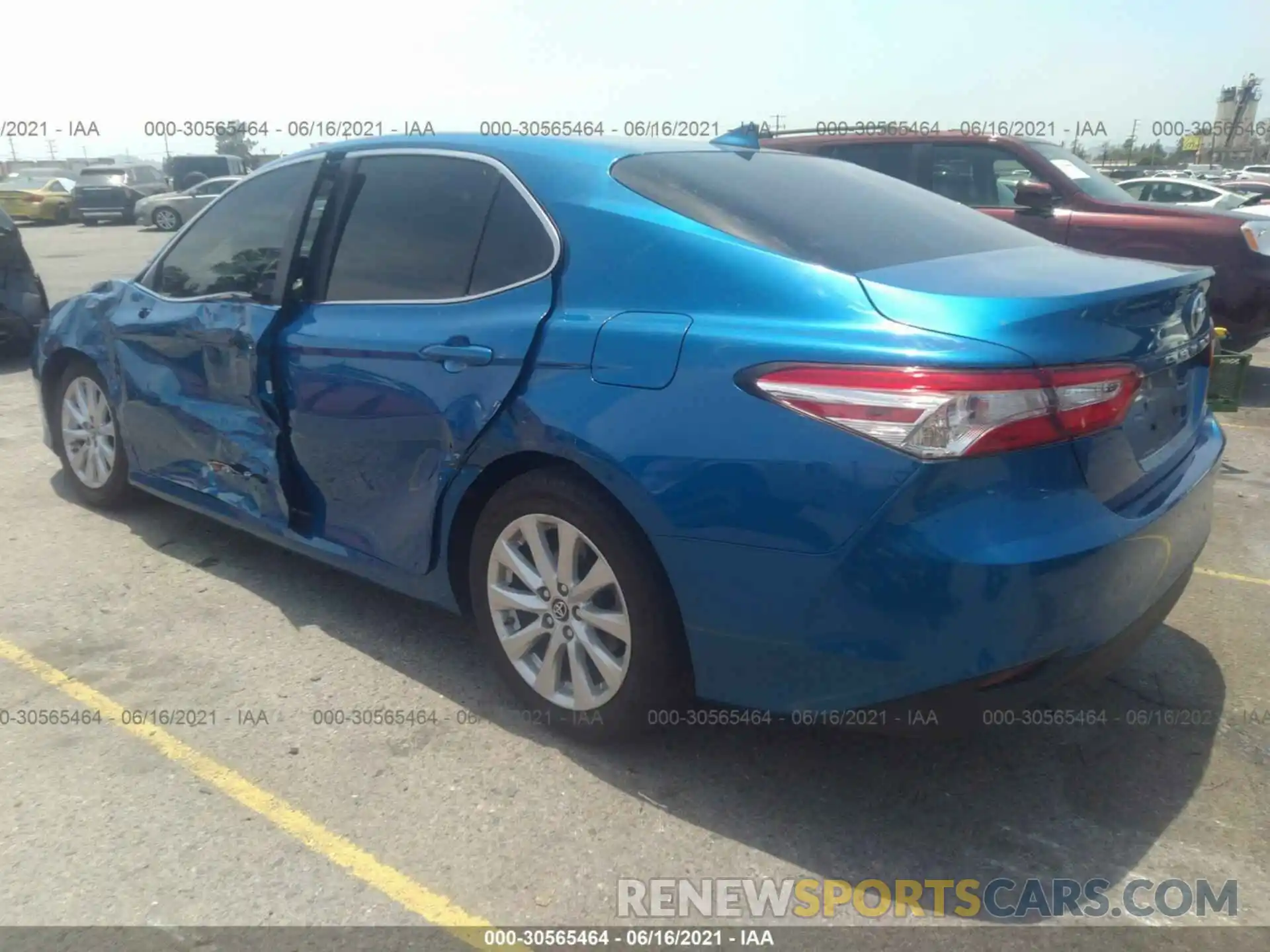 3 Photograph of a damaged car 4T1B11HK8KU237019 TOYOTA CAMRY 2019