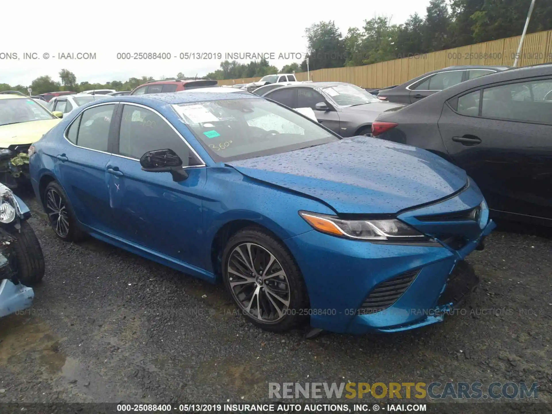 1 Photograph of a damaged car 4T1B11HK8KU237361 TOYOTA CAMRY 2019