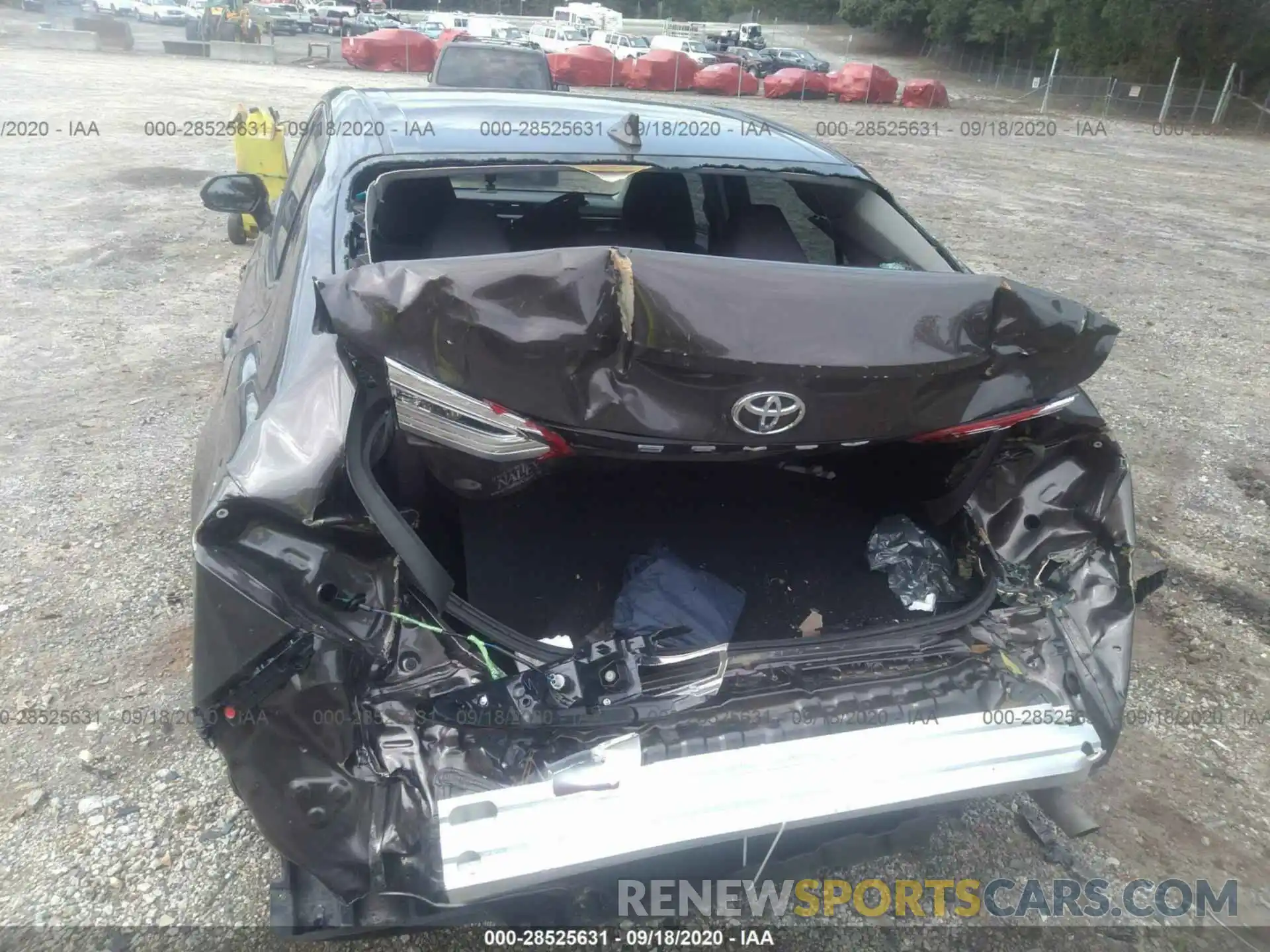 6 Photograph of a damaged car 4T1B11HK8KU237540 TOYOTA CAMRY 2019