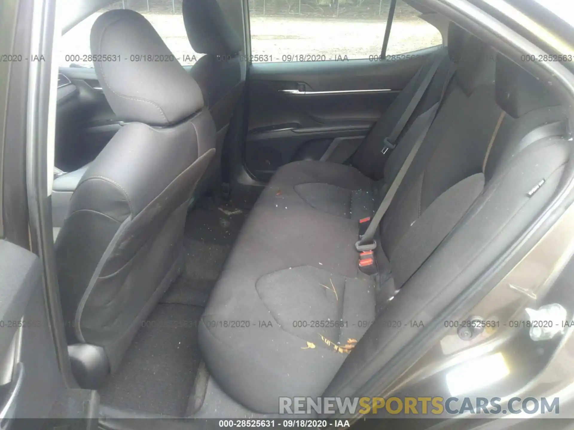 8 Photograph of a damaged car 4T1B11HK8KU237540 TOYOTA CAMRY 2019