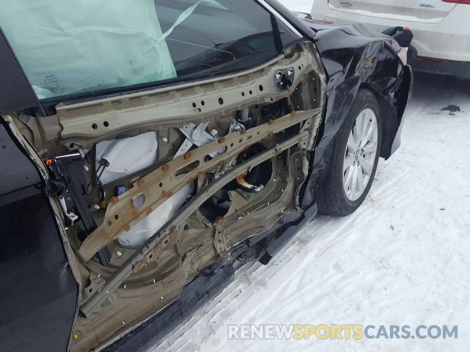 9 Photograph of a damaged car 4T1B11HK8KU237893 TOYOTA CAMRY 2019