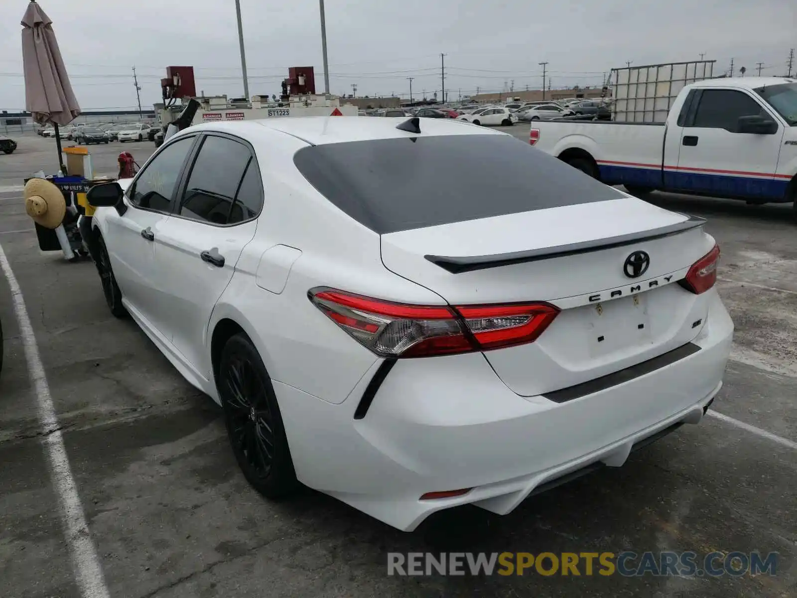 3 Photograph of a damaged car 4T1B11HK8KU237960 TOYOTA CAMRY 2019