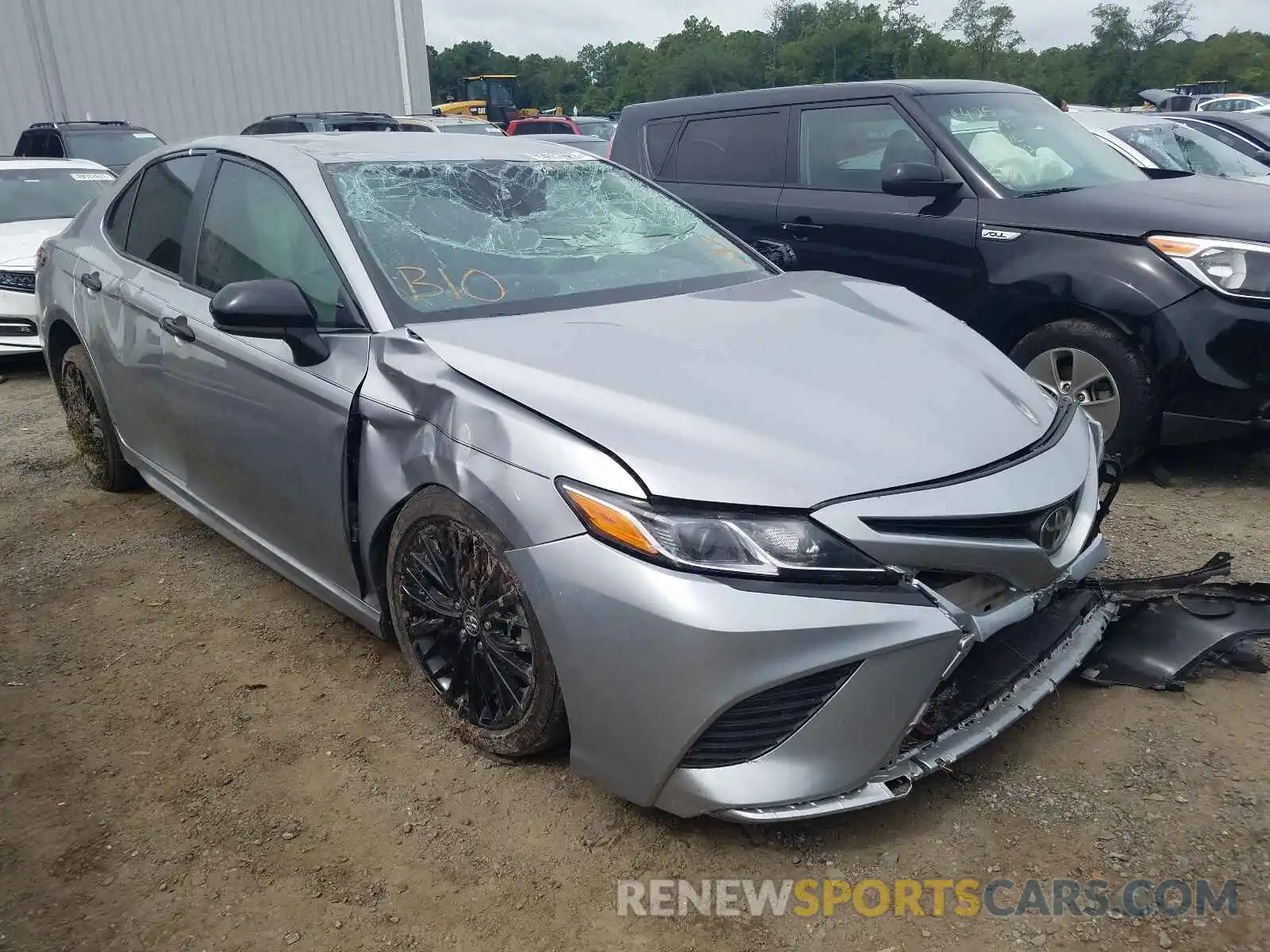 1 Photograph of a damaged car 4T1B11HK8KU238137 TOYOTA CAMRY 2019