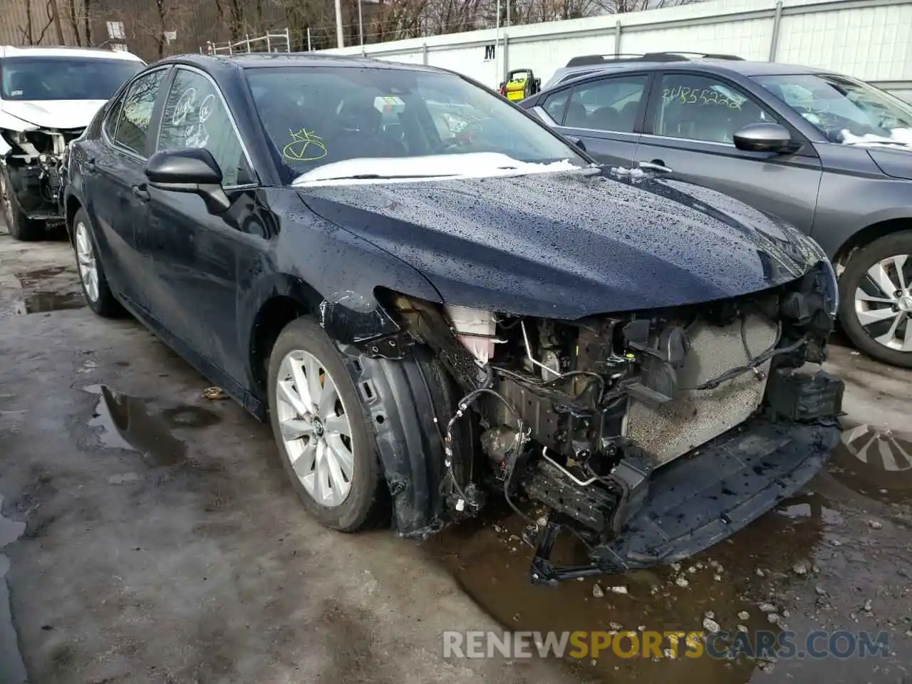 1 Photograph of a damaged car 4T1B11HK8KU238638 TOYOTA CAMRY 2019