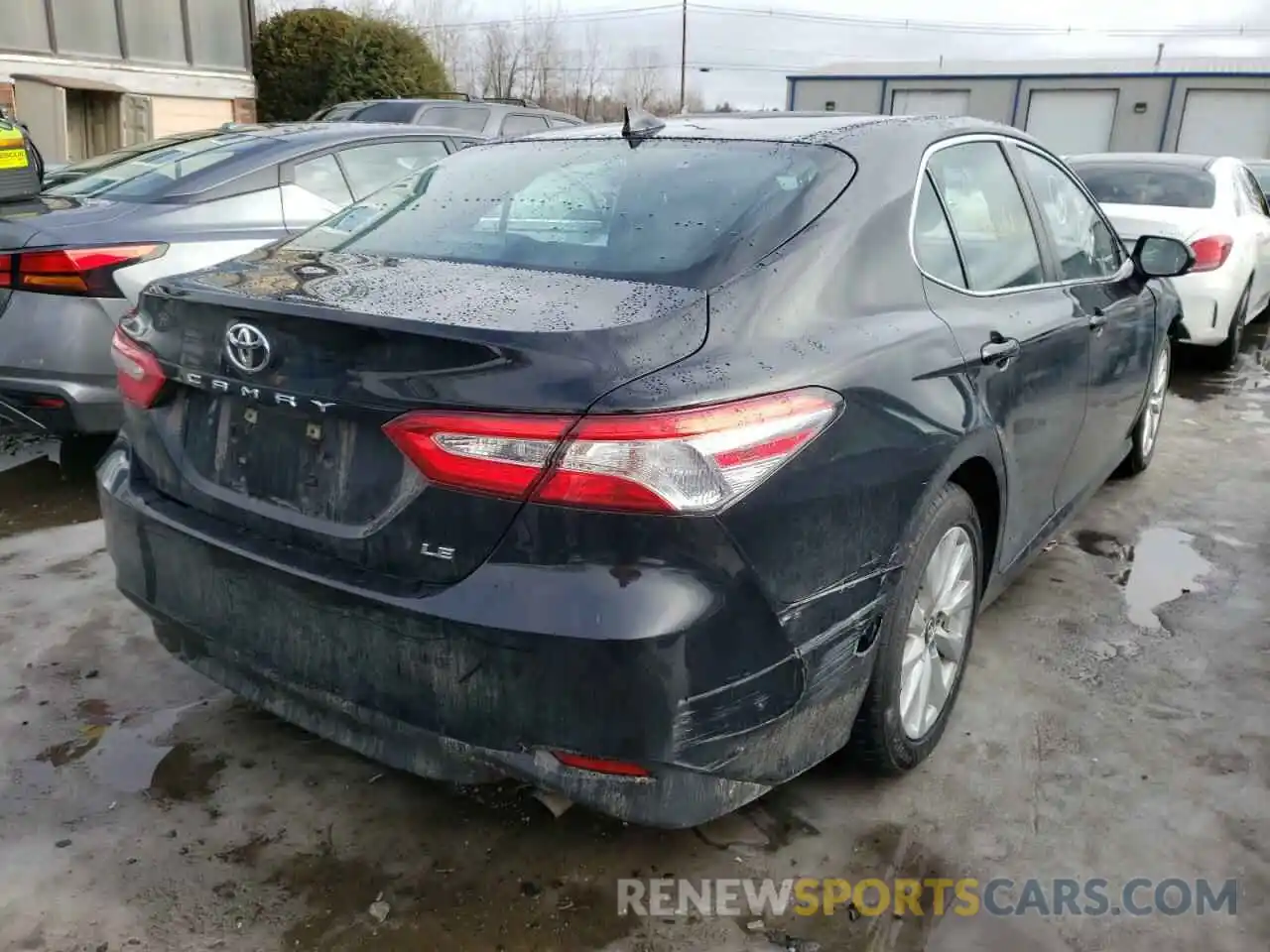 4 Photograph of a damaged car 4T1B11HK8KU238638 TOYOTA CAMRY 2019