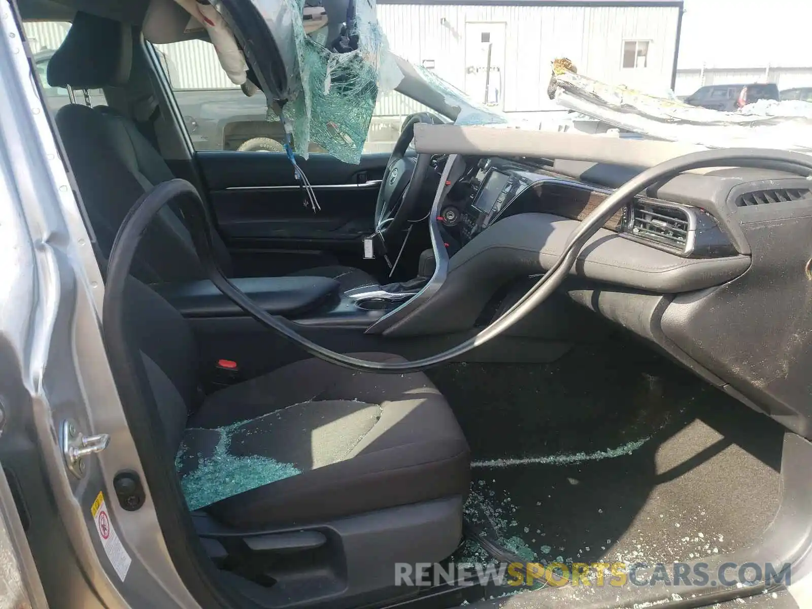 5 Photograph of a damaged car 4T1B11HK8KU239241 TOYOTA CAMRY 2019