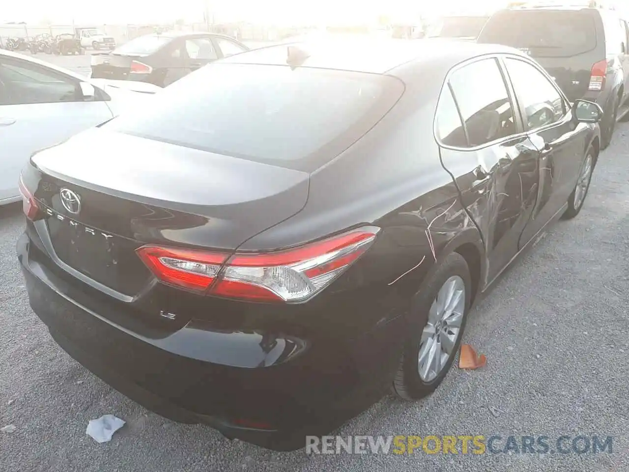 4 Photograph of a damaged car 4T1B11HK8KU239322 TOYOTA CAMRY 2019