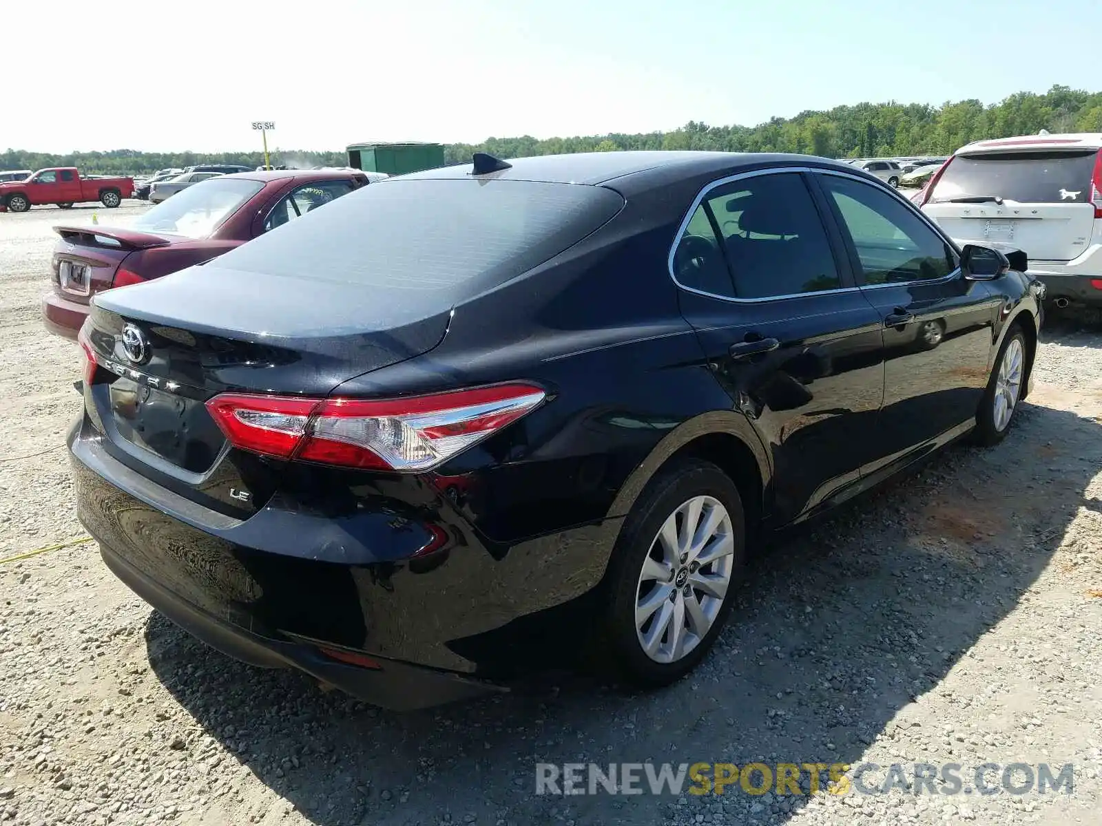 4 Photograph of a damaged car 4T1B11HK8KU239613 TOYOTA CAMRY 2019