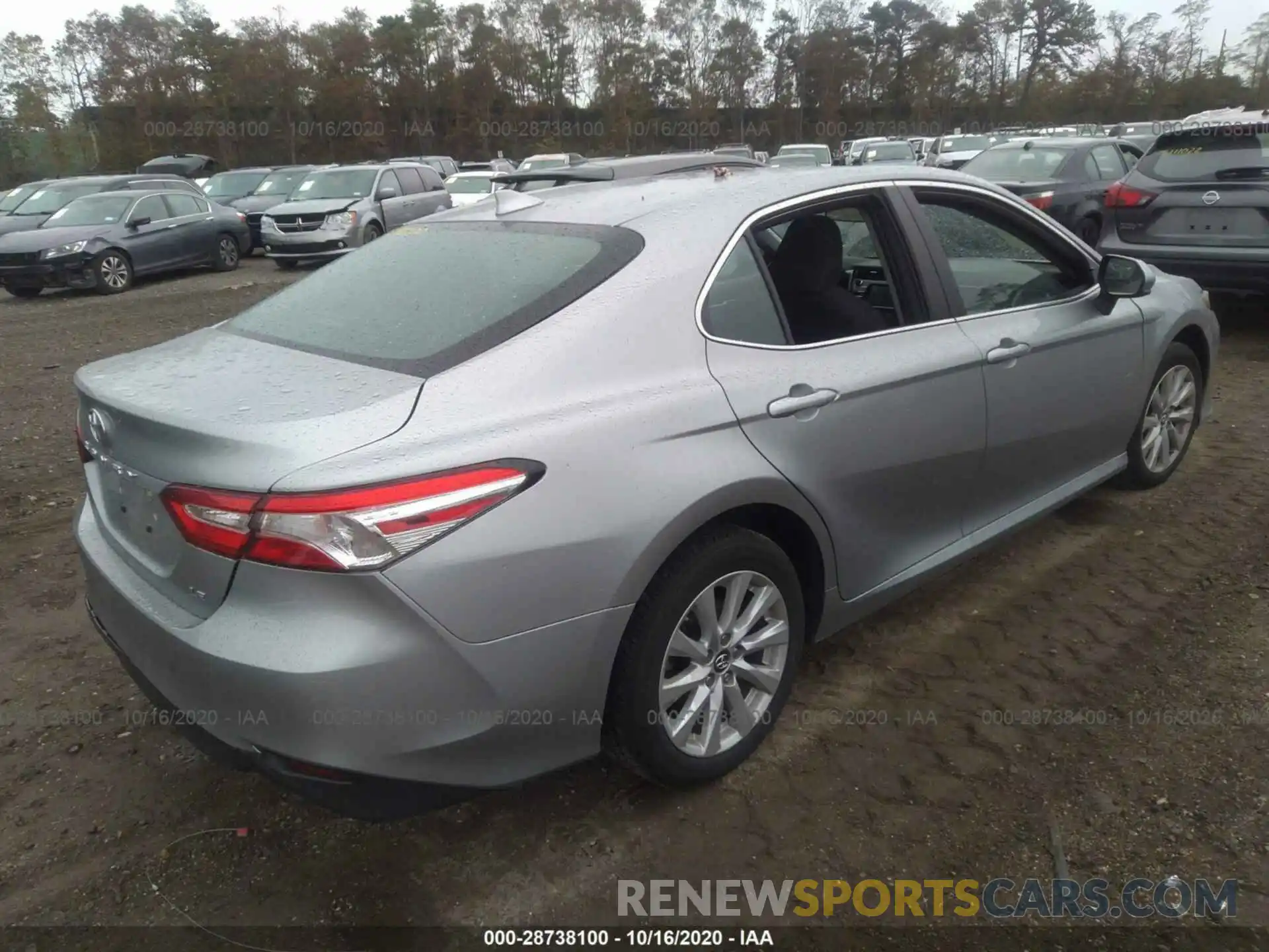 4 Photograph of a damaged car 4T1B11HK8KU240373 TOYOTA CAMRY 2019