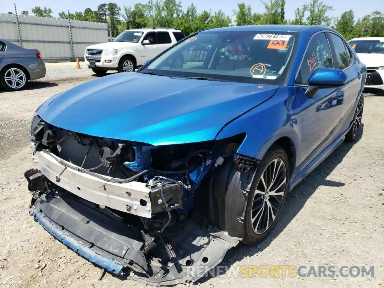 2 Photograph of a damaged car 4T1B11HK8KU240986 TOYOTA CAMRY 2019