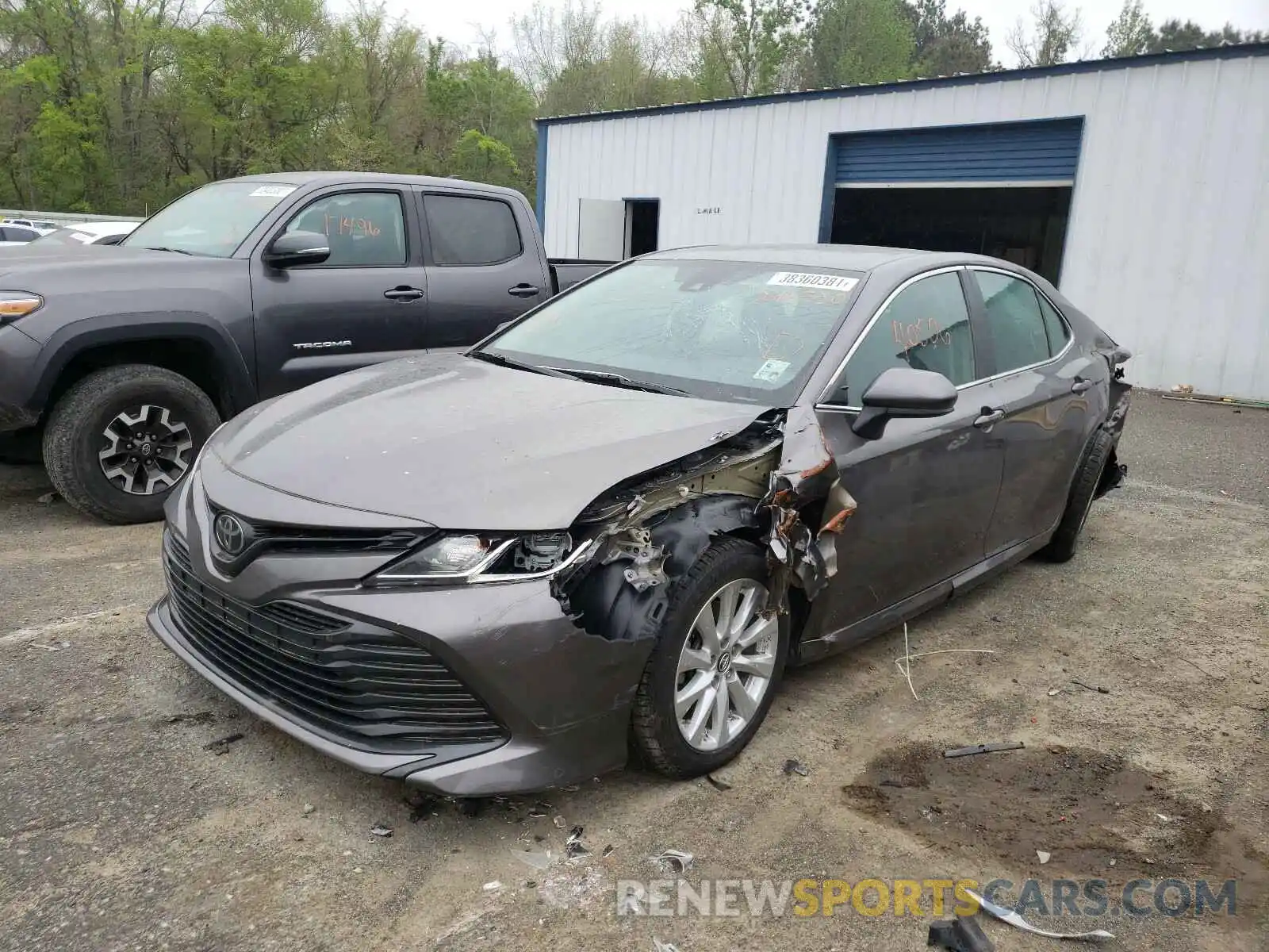 2 Photograph of a damaged car 4T1B11HK8KU243550 TOYOTA CAMRY 2019