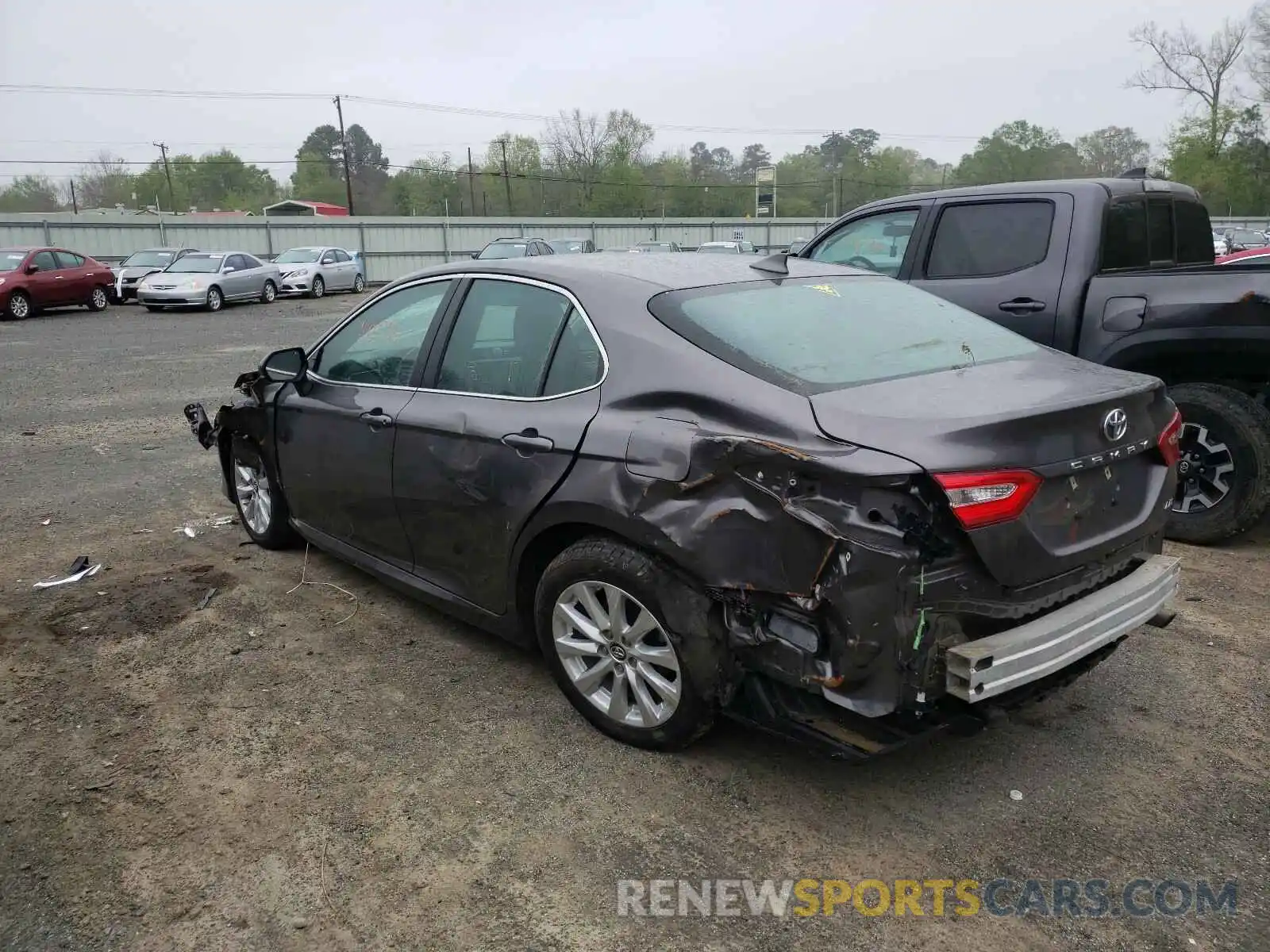 3 Photograph of a damaged car 4T1B11HK8KU243550 TOYOTA CAMRY 2019