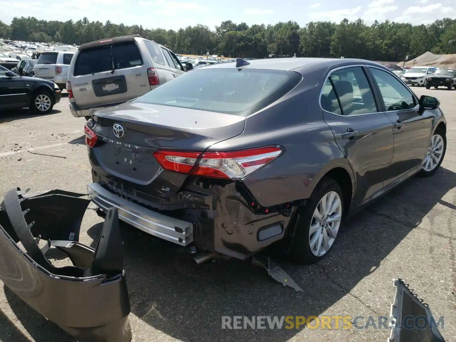 4 Photograph of a damaged car 4T1B11HK8KU243578 TOYOTA CAMRY 2019