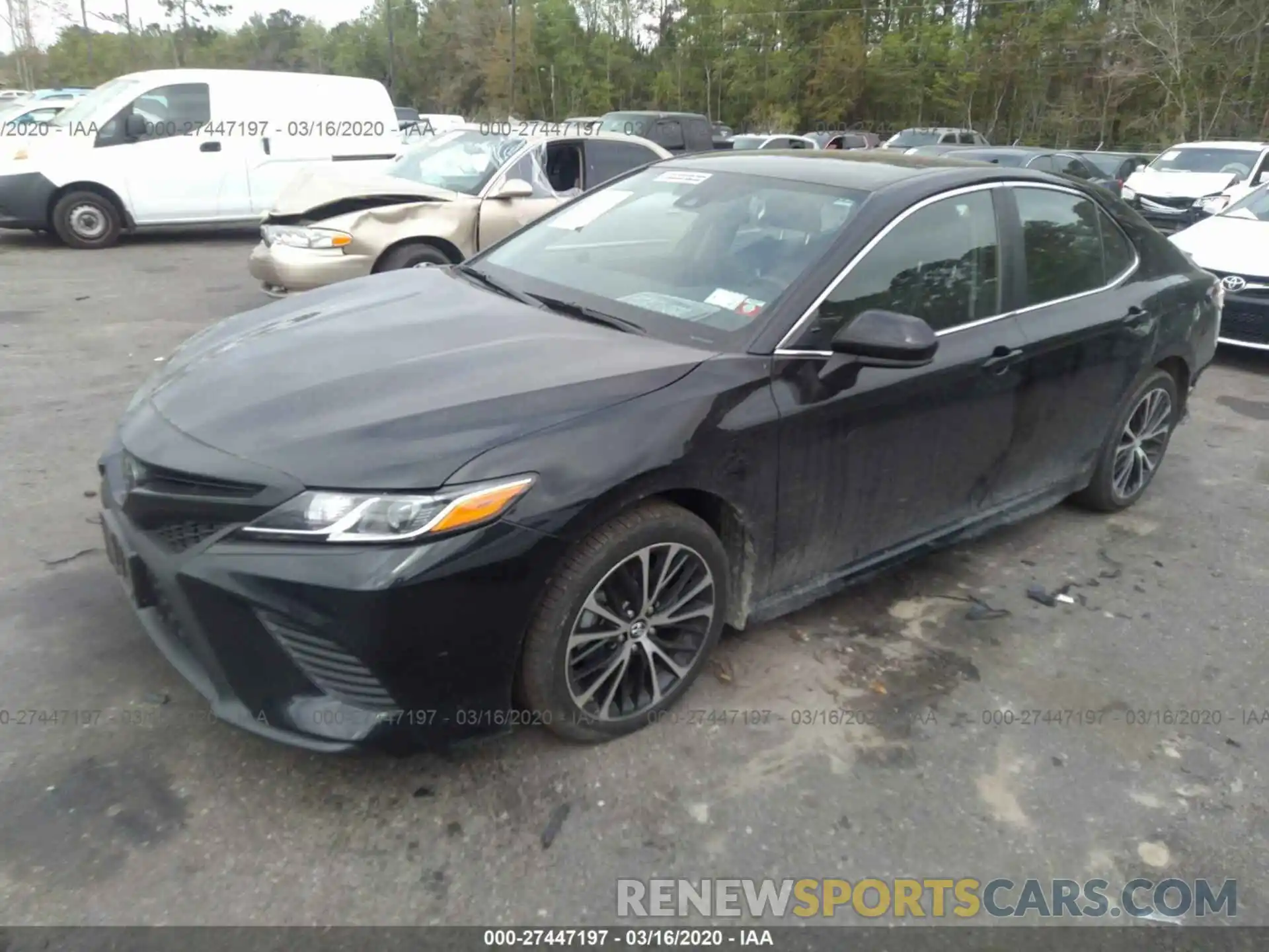 2 Photograph of a damaged car 4T1B11HK8KU243810 TOYOTA CAMRY 2019