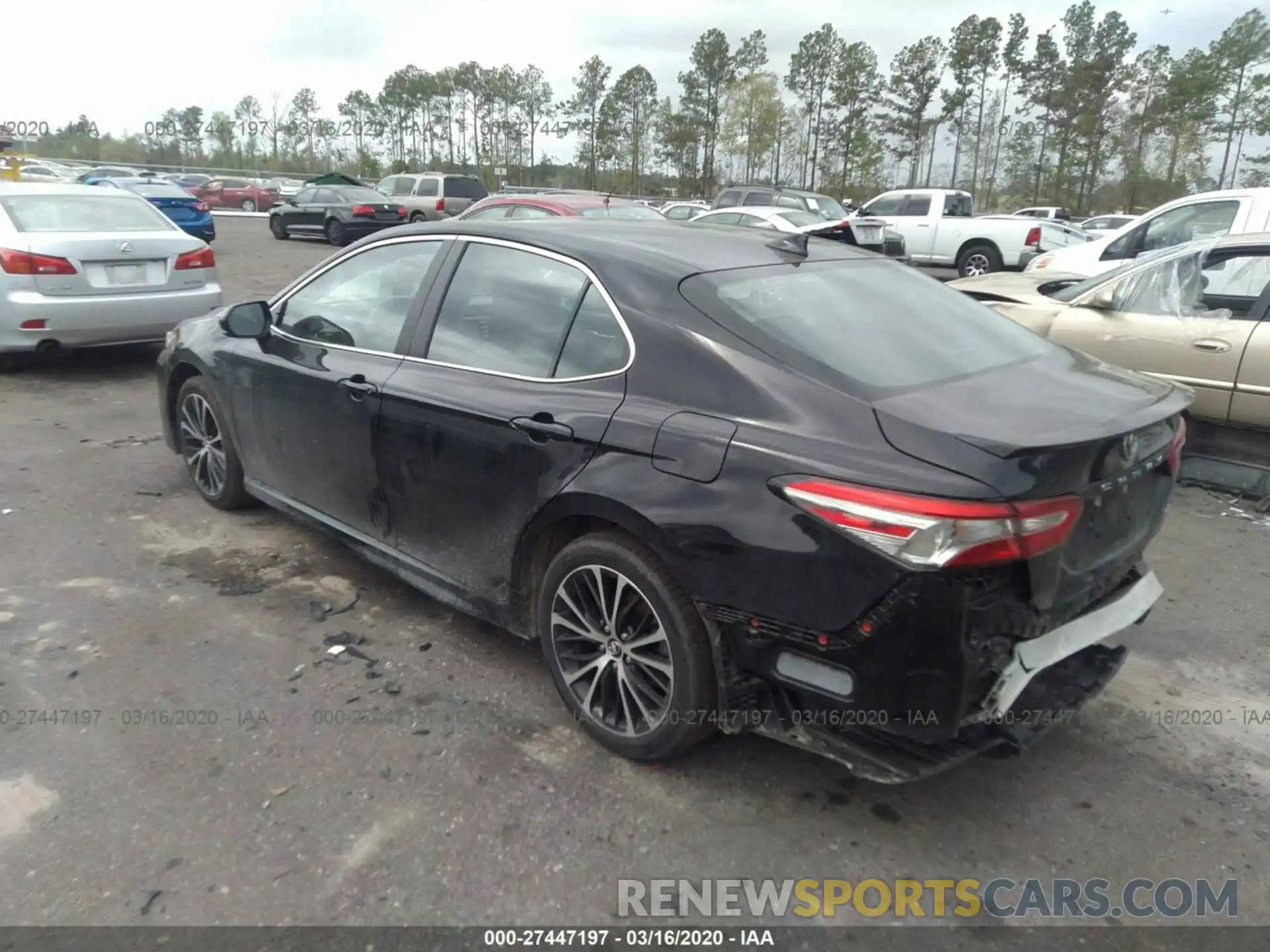 3 Photograph of a damaged car 4T1B11HK8KU243810 TOYOTA CAMRY 2019