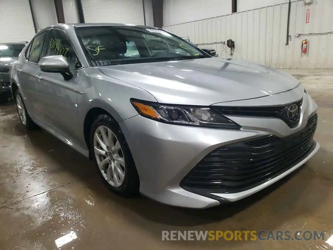 1 Photograph of a damaged car 4T1B11HK8KU244164 TOYOTA CAMRY 2019