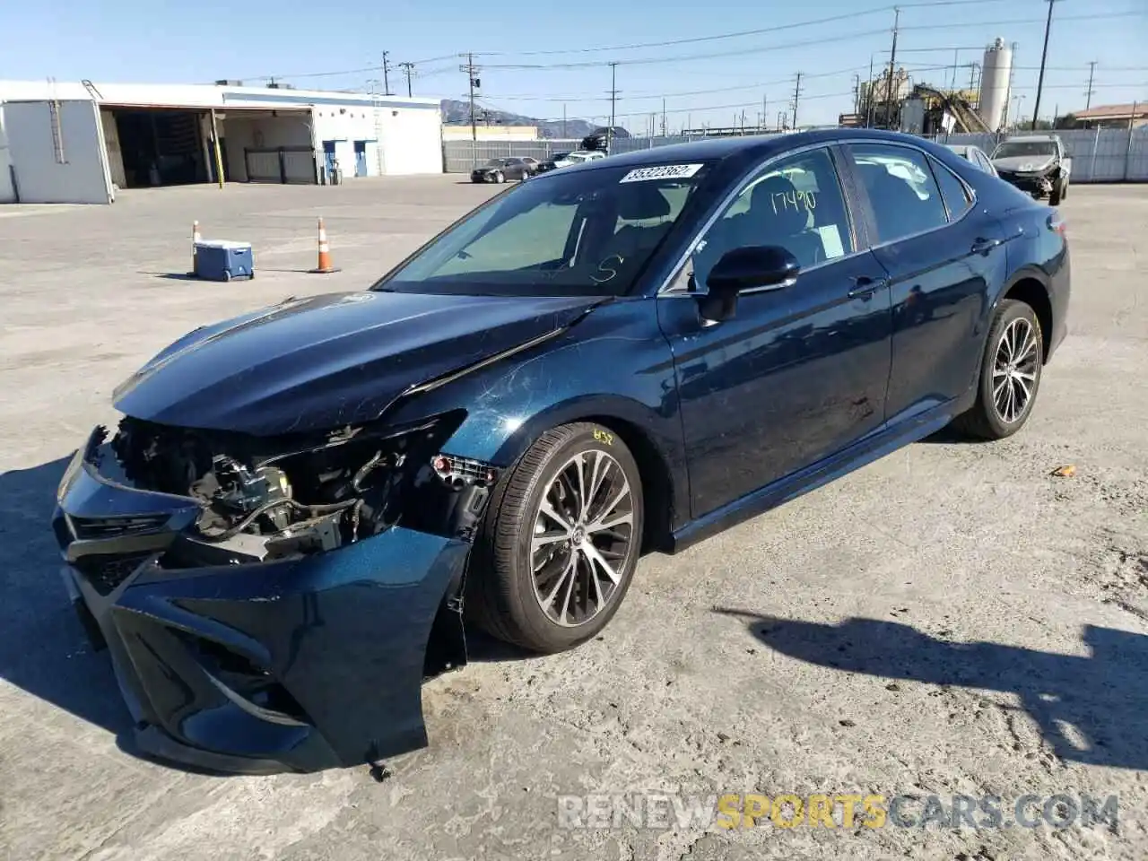 2 Фотография поврежденного автомобиля 4T1B11HK8KU245170 TOYOTA CAMRY 2019