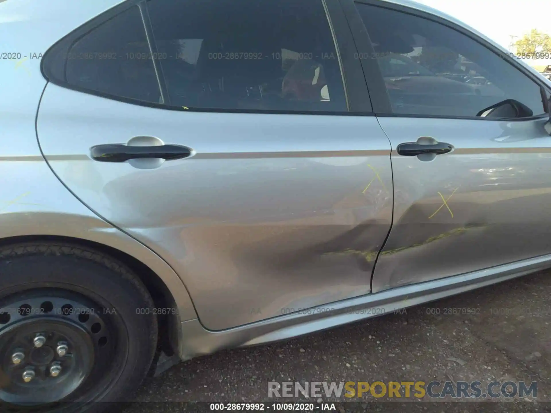 6 Photograph of a damaged car 4T1B11HK8KU245461 TOYOTA CAMRY 2019