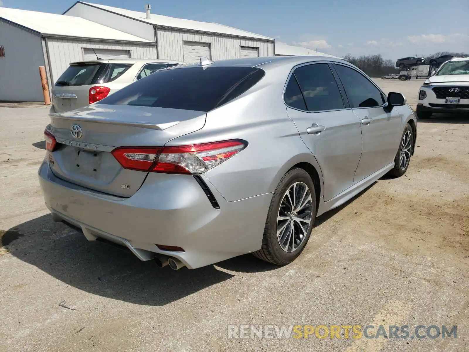 4 Photograph of a damaged car 4T1B11HK8KU247758 TOYOTA CAMRY 2019