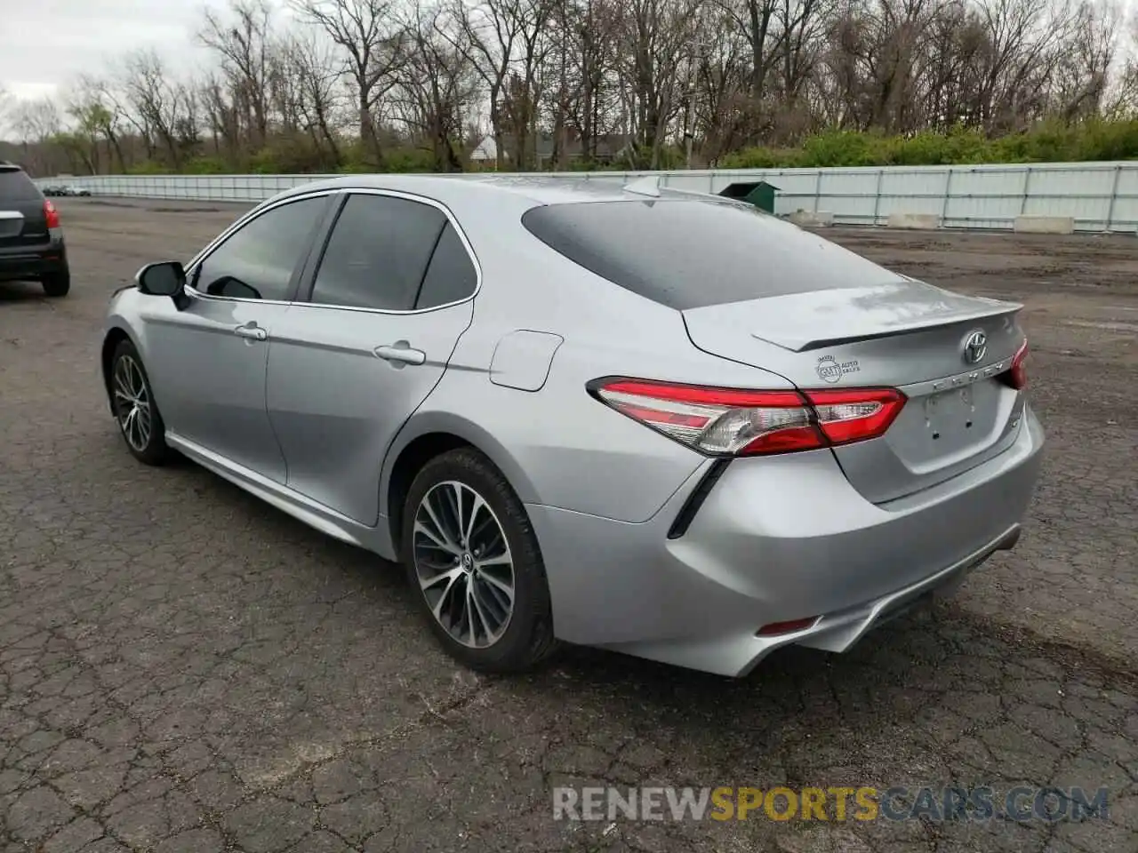 3 Photograph of a damaged car 4T1B11HK8KU247775 TOYOTA CAMRY 2019