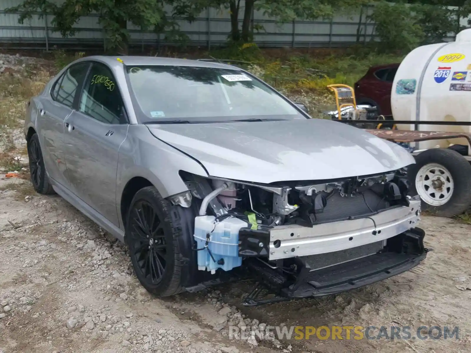 1 Photograph of a damaged car 4T1B11HK8KU250188 TOYOTA CAMRY 2019