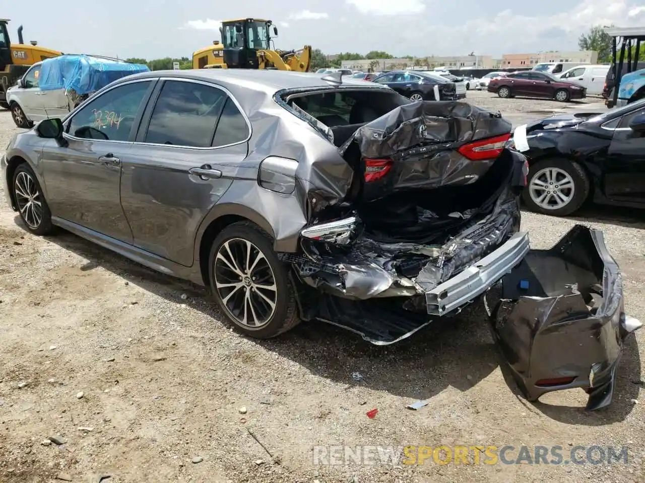 3 Photograph of a damaged car 4T1B11HK8KU252524 TOYOTA CAMRY 2019