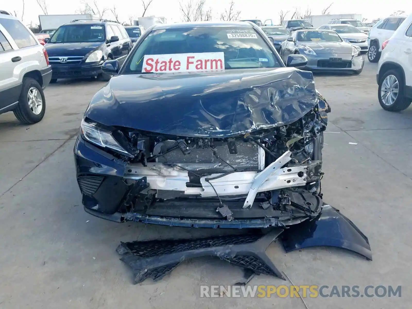 9 Photograph of a damaged car 4T1B11HK8KU252720 TOYOTA CAMRY 2019